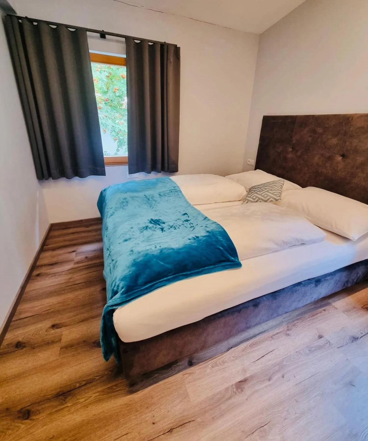 Bed in Glacier Rock guesthouse ex Pension Dangl