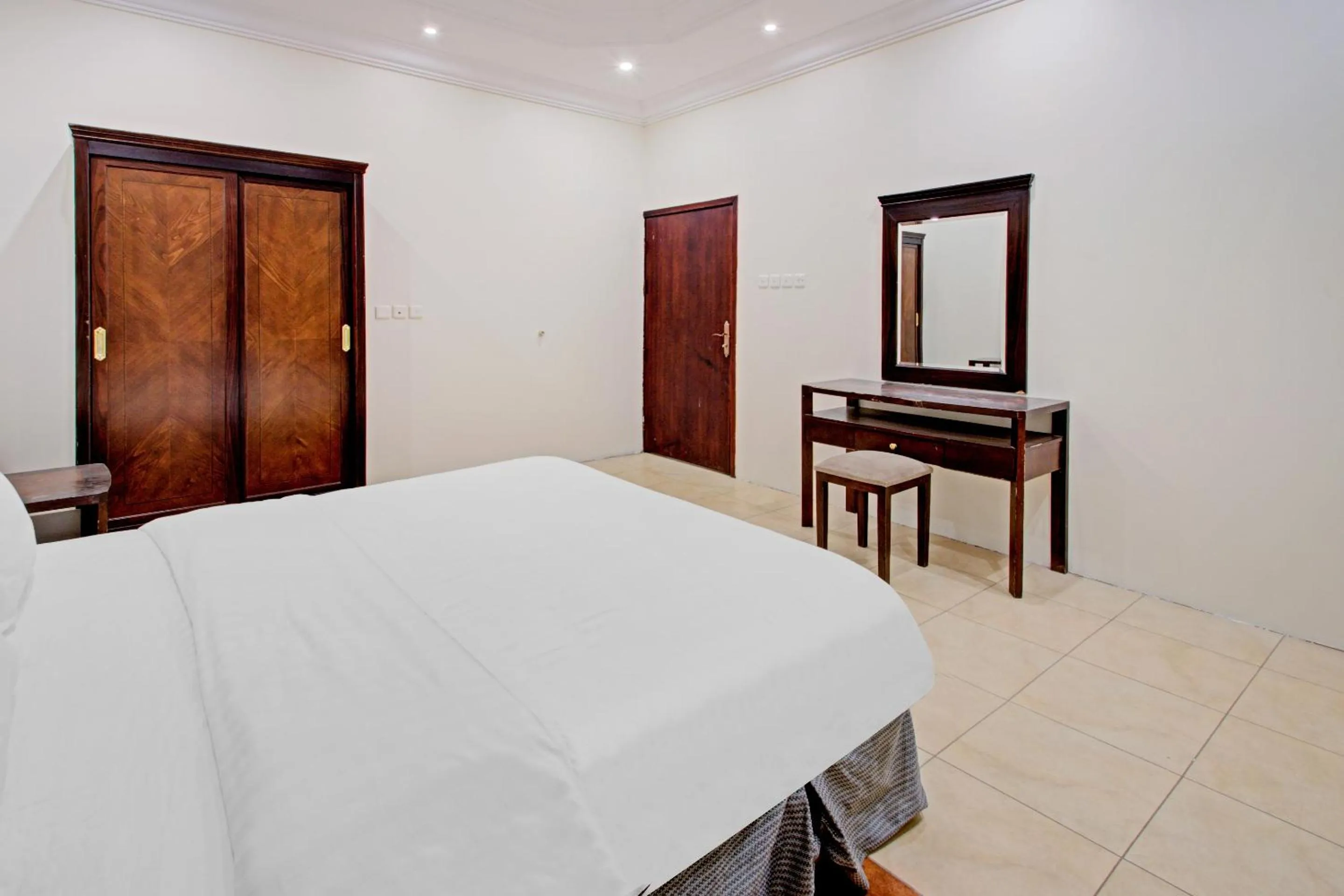 Photo of the whole room in OYO 601 Ibs For Residential Units