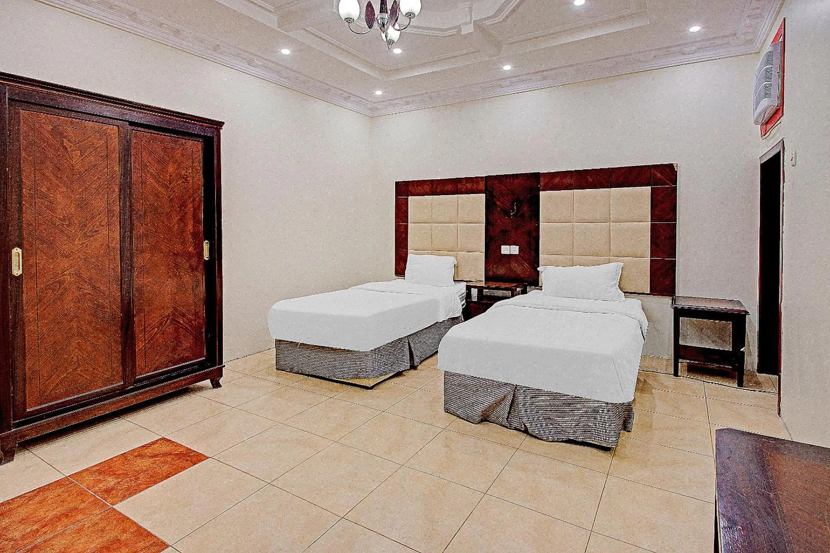 Photo of the whole room in OYO 601 Ibs For Residential Units