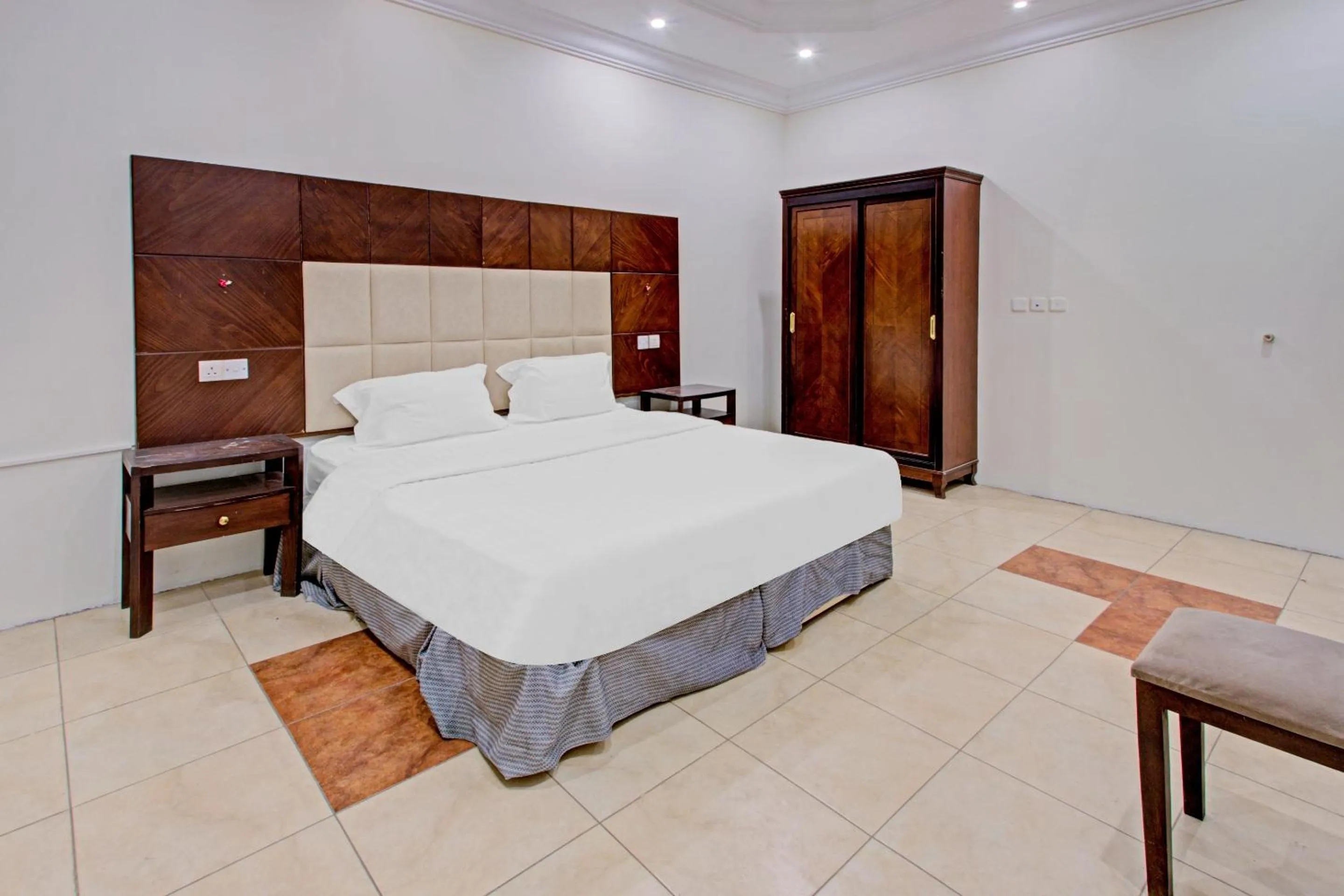 Photo of the whole room in OYO 601 Ibs For Residential Units