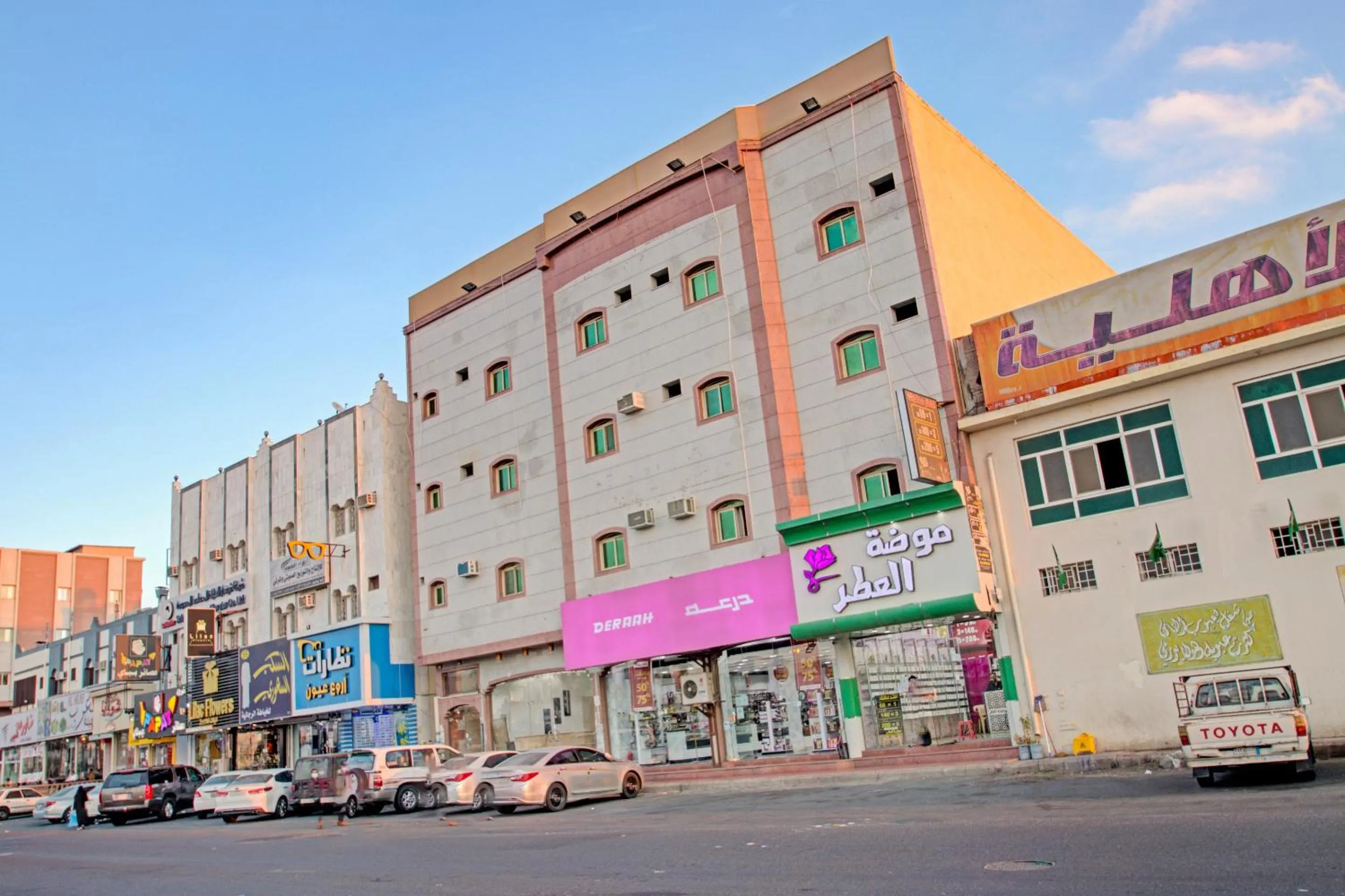 Property Building in OYO 601 Ibs For Residential Units