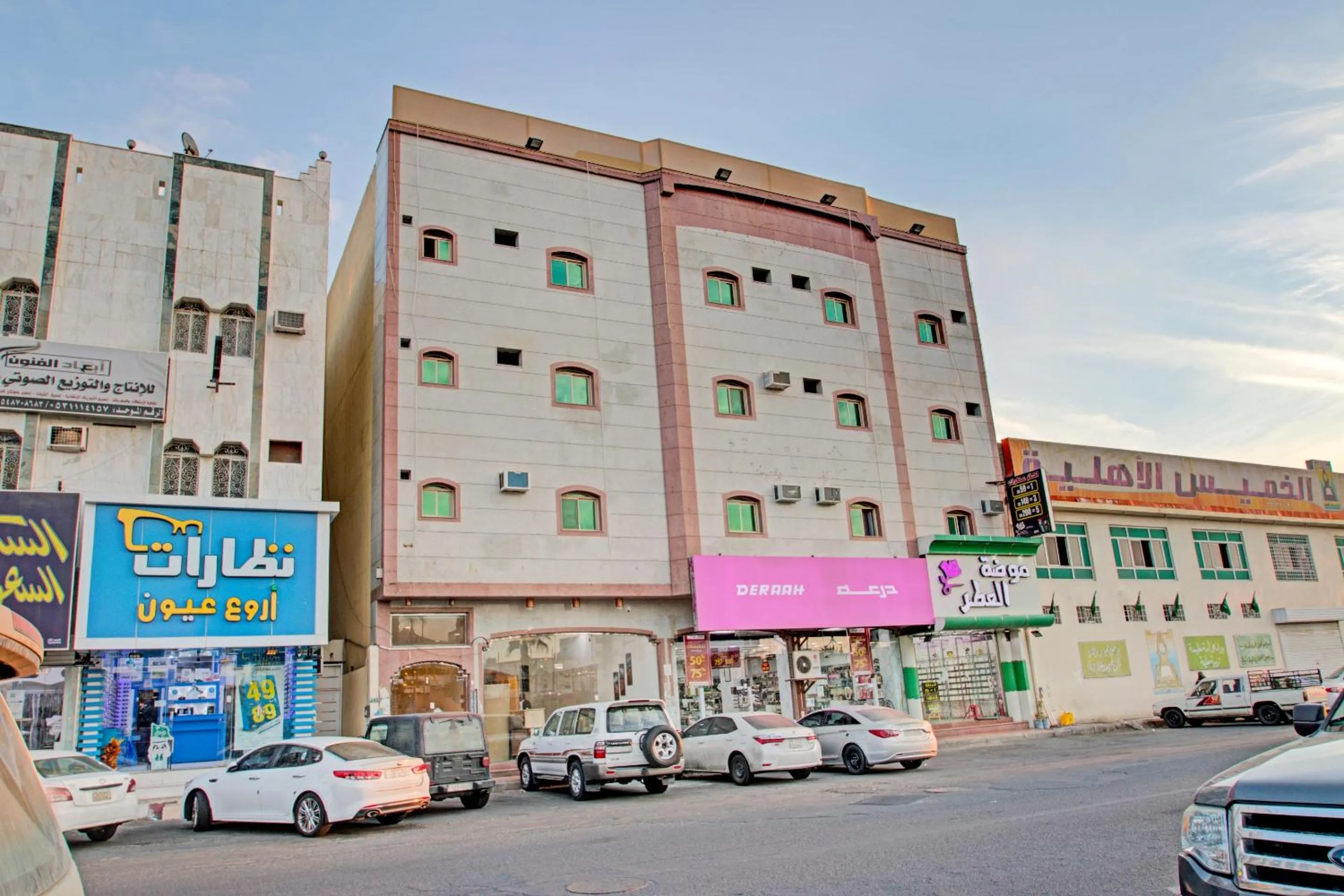 Property Building in OYO 601 Ibs For Residential Units