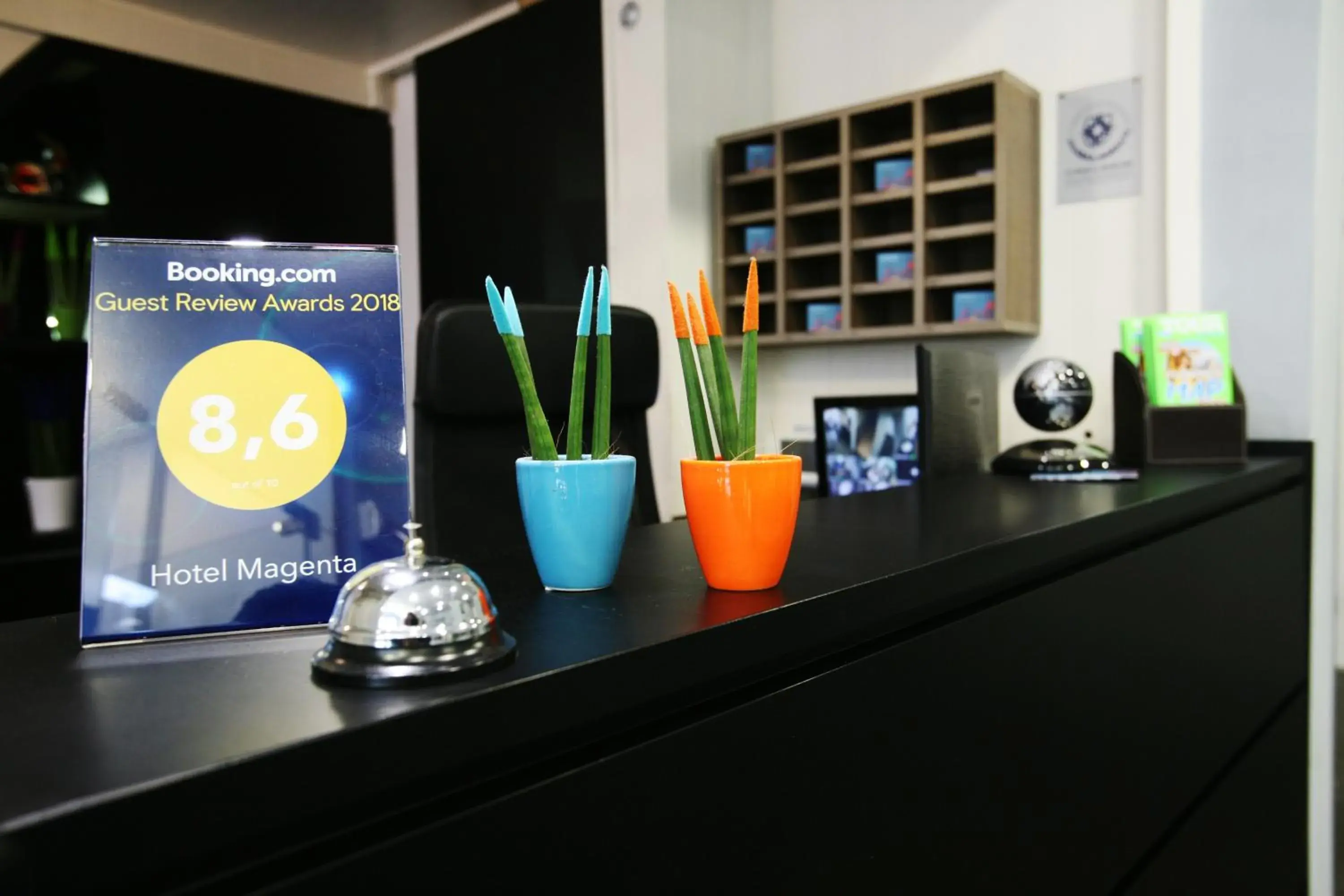 Lobby or reception in Hotel Magenta Lobby or reception in Hotel Magenta