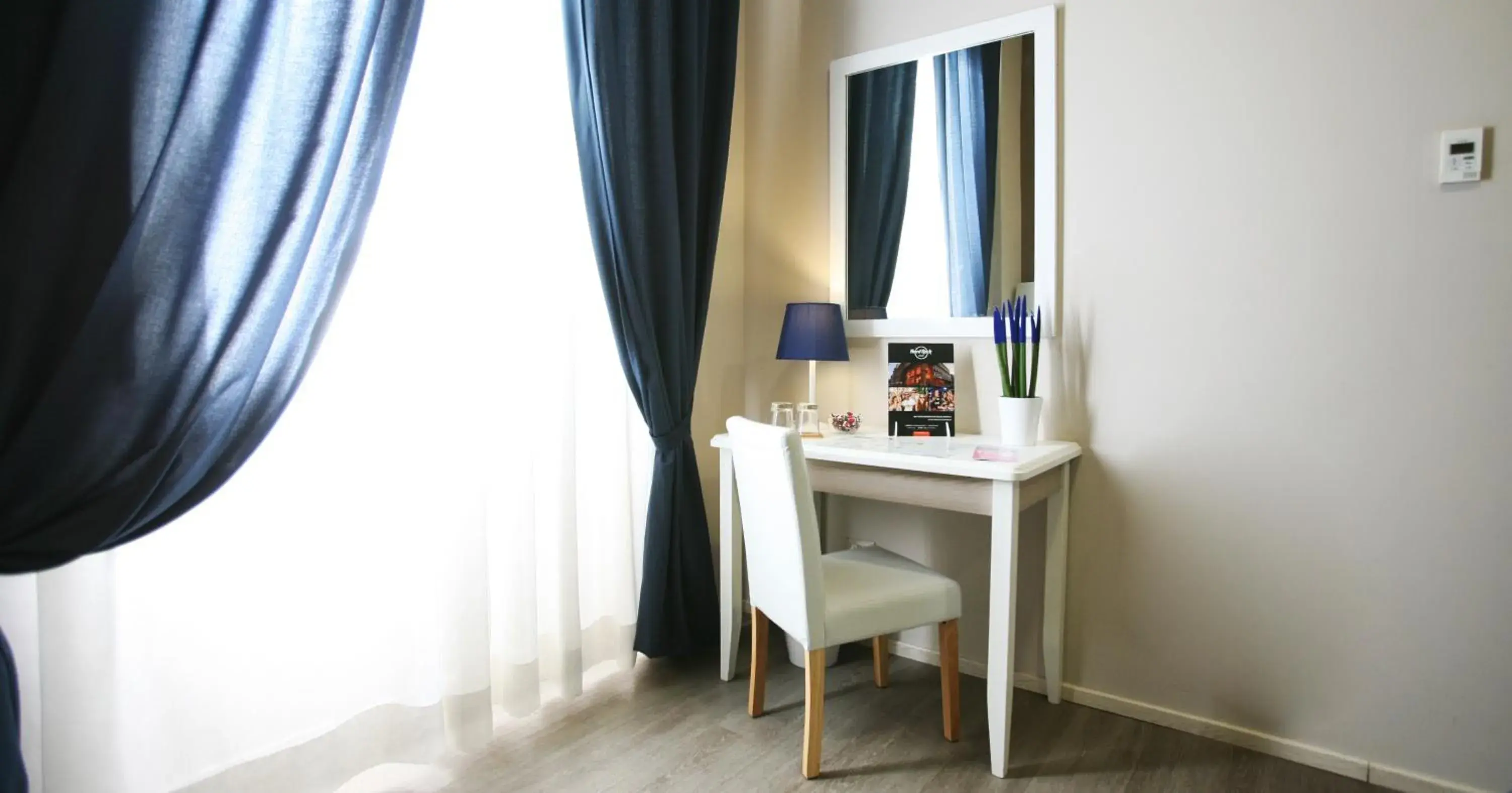 Photo of the whole room in Hotel Magenta Photo of the whole room in Hotel Magenta