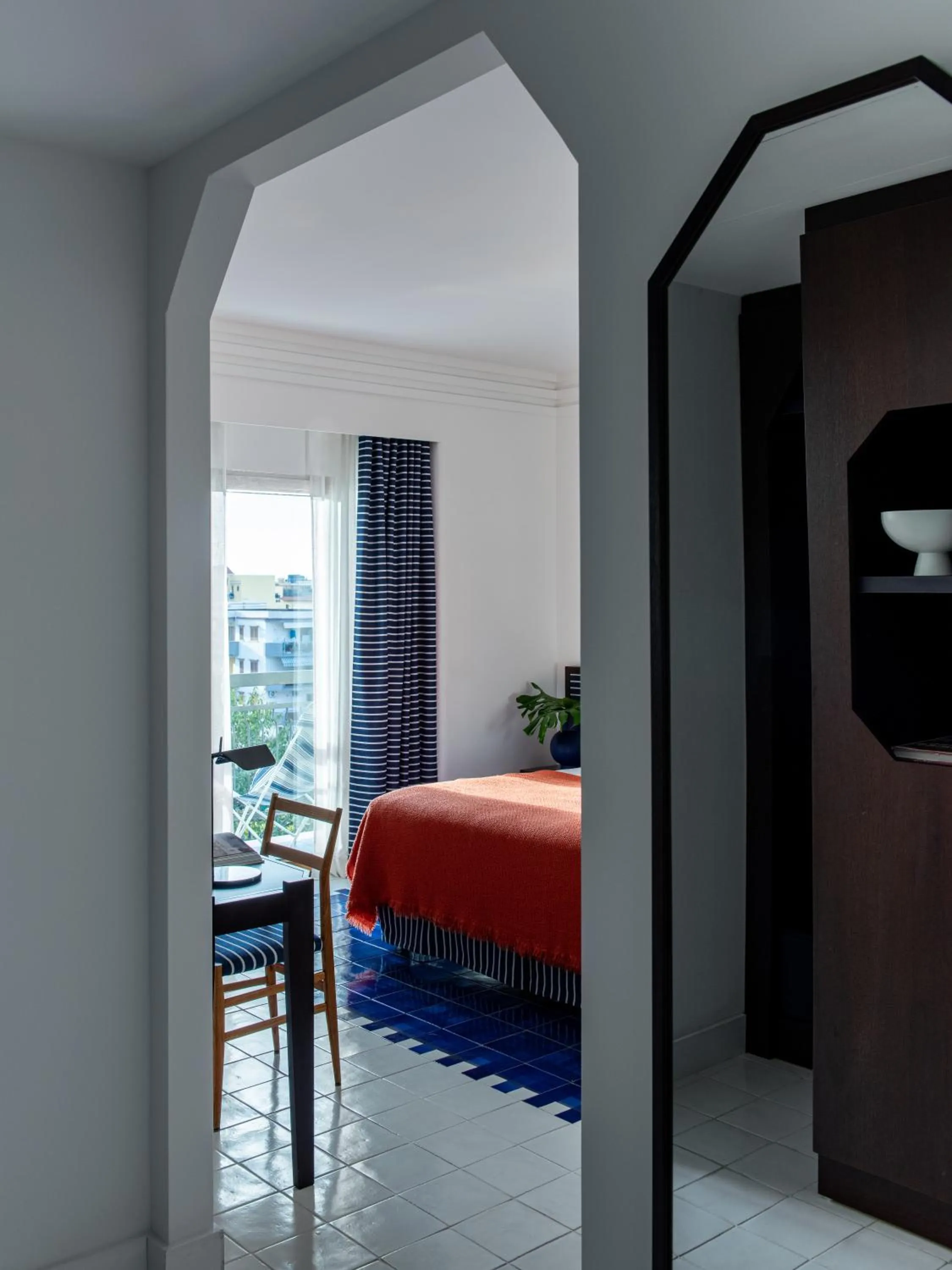 Bedroom, Bed in Grand Hotel Flora