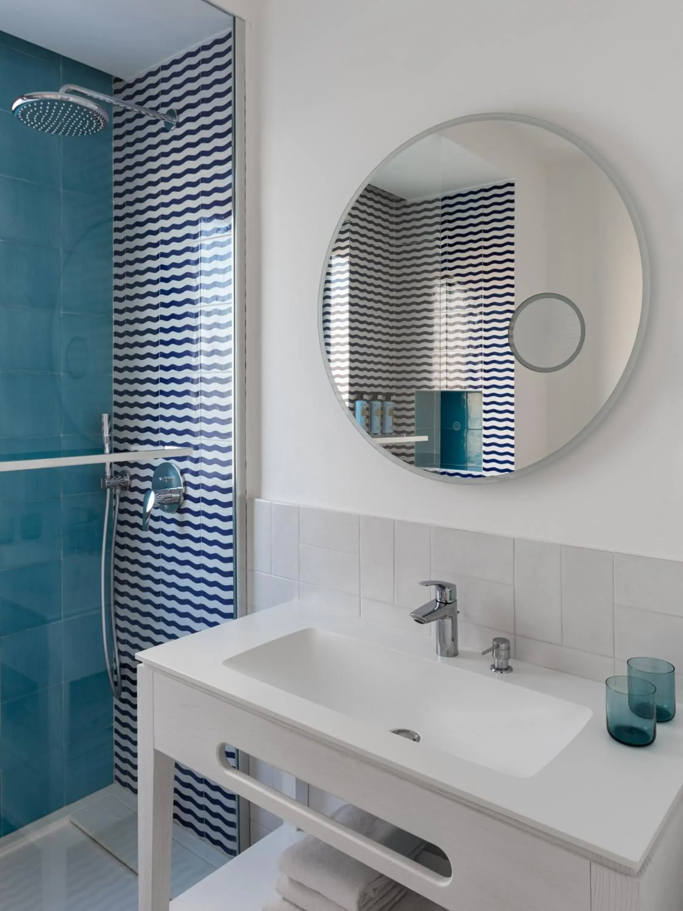 Bathroom in Grand Hotel Flora Bathroom in Grand Hotel Flora