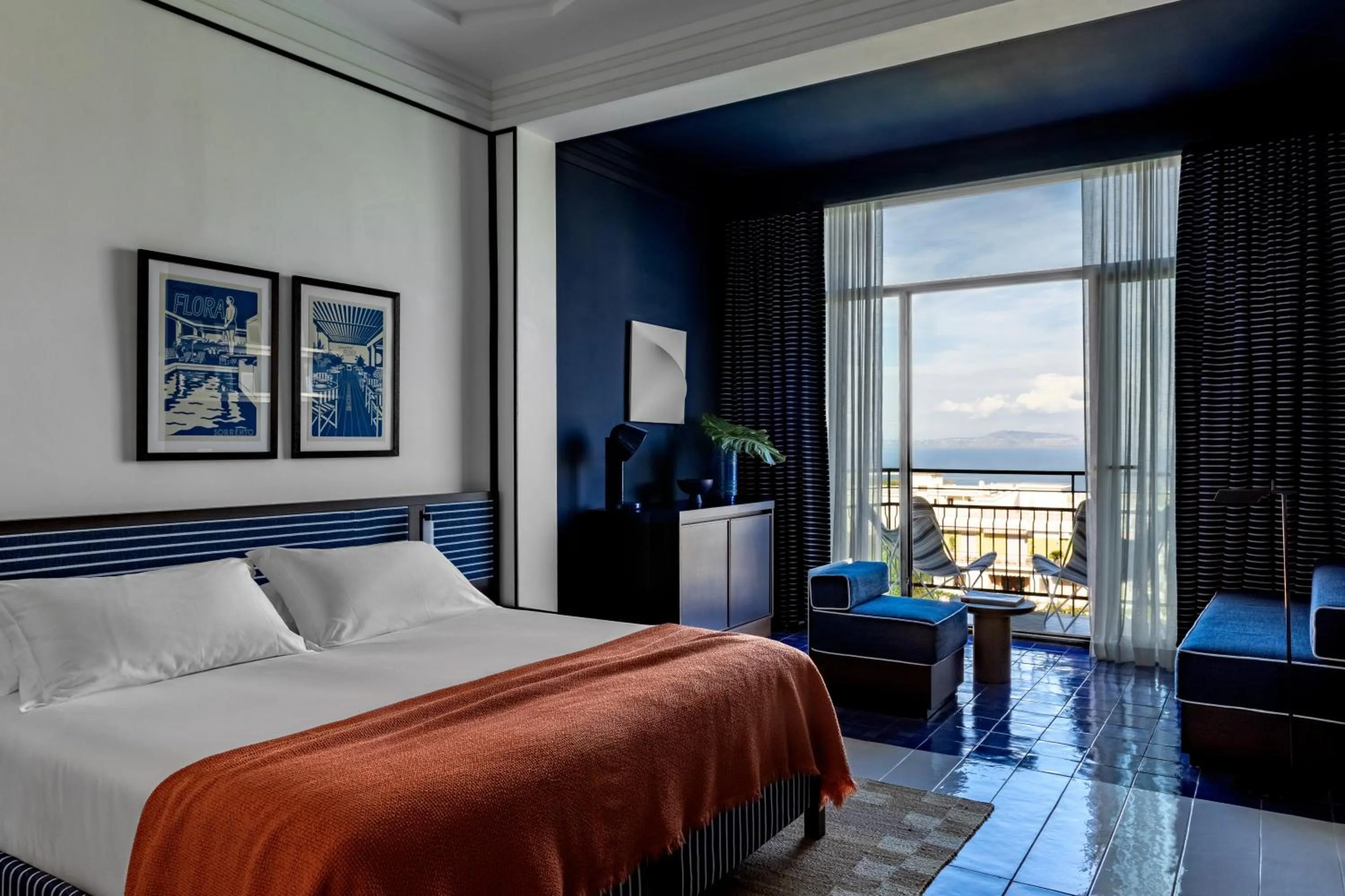 Bedroom, Bed in Grand Hotel Flora