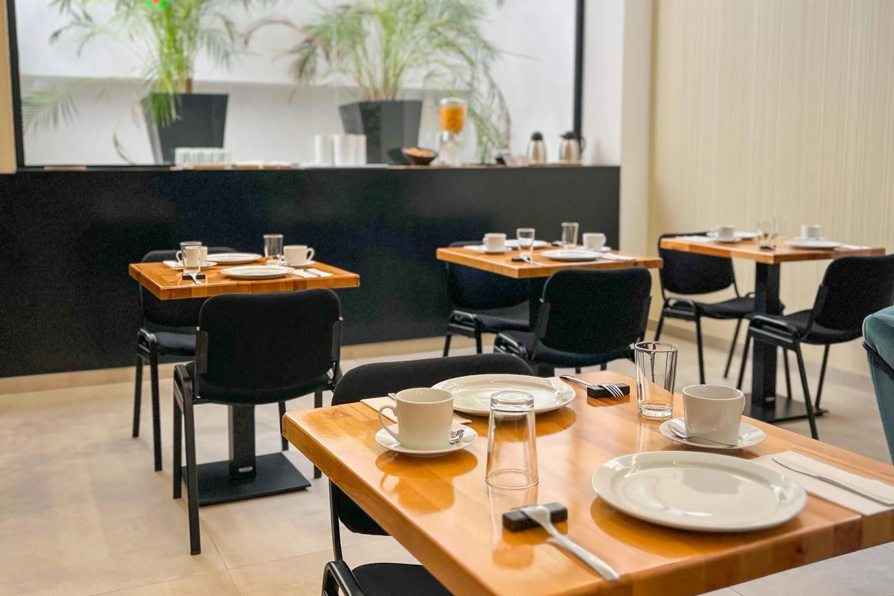 Breakfast in Hotel MG Poniente