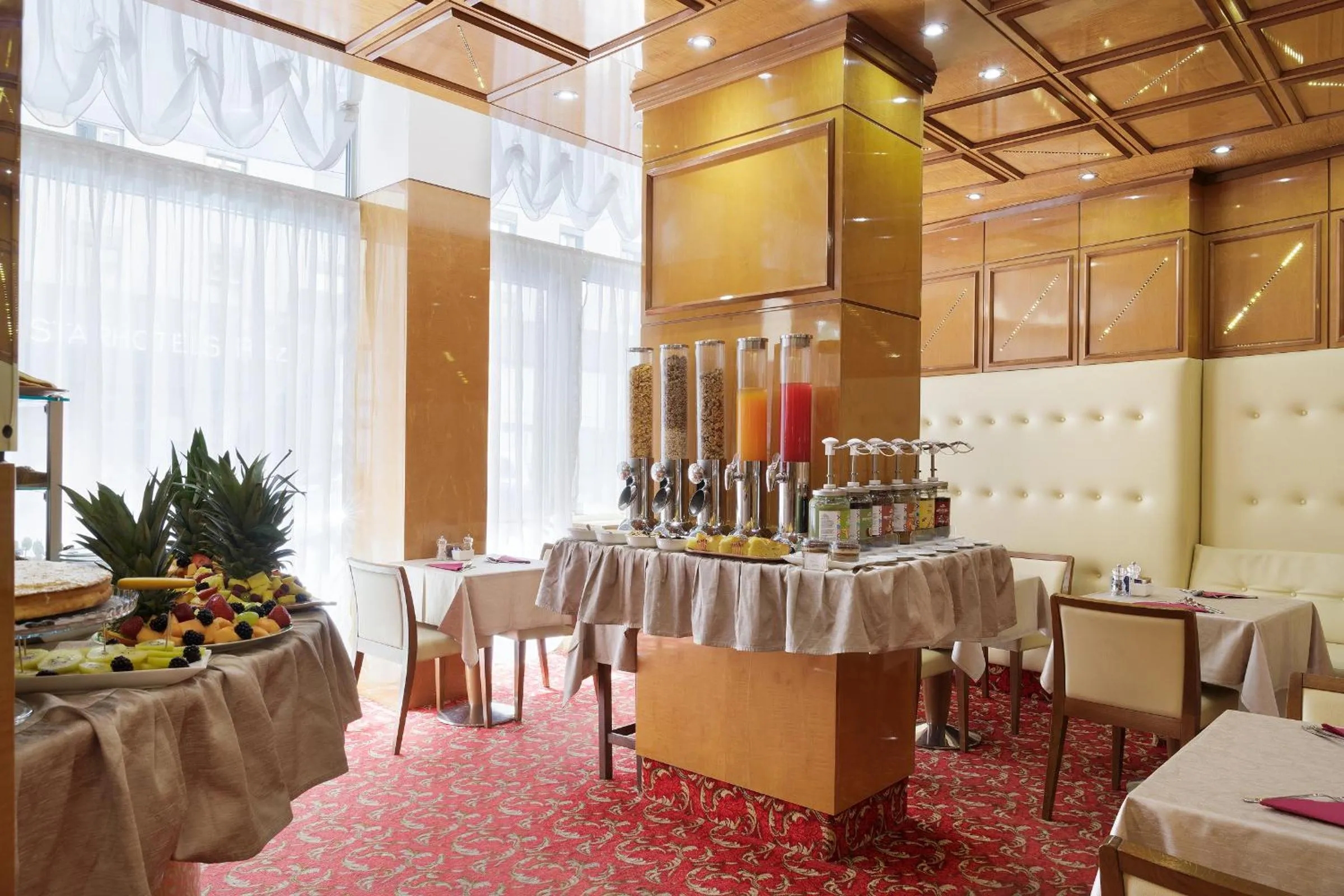 Breakfast in Hotel Teco