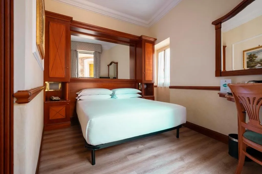 Bedroom, Bed in Hotel Hiberia