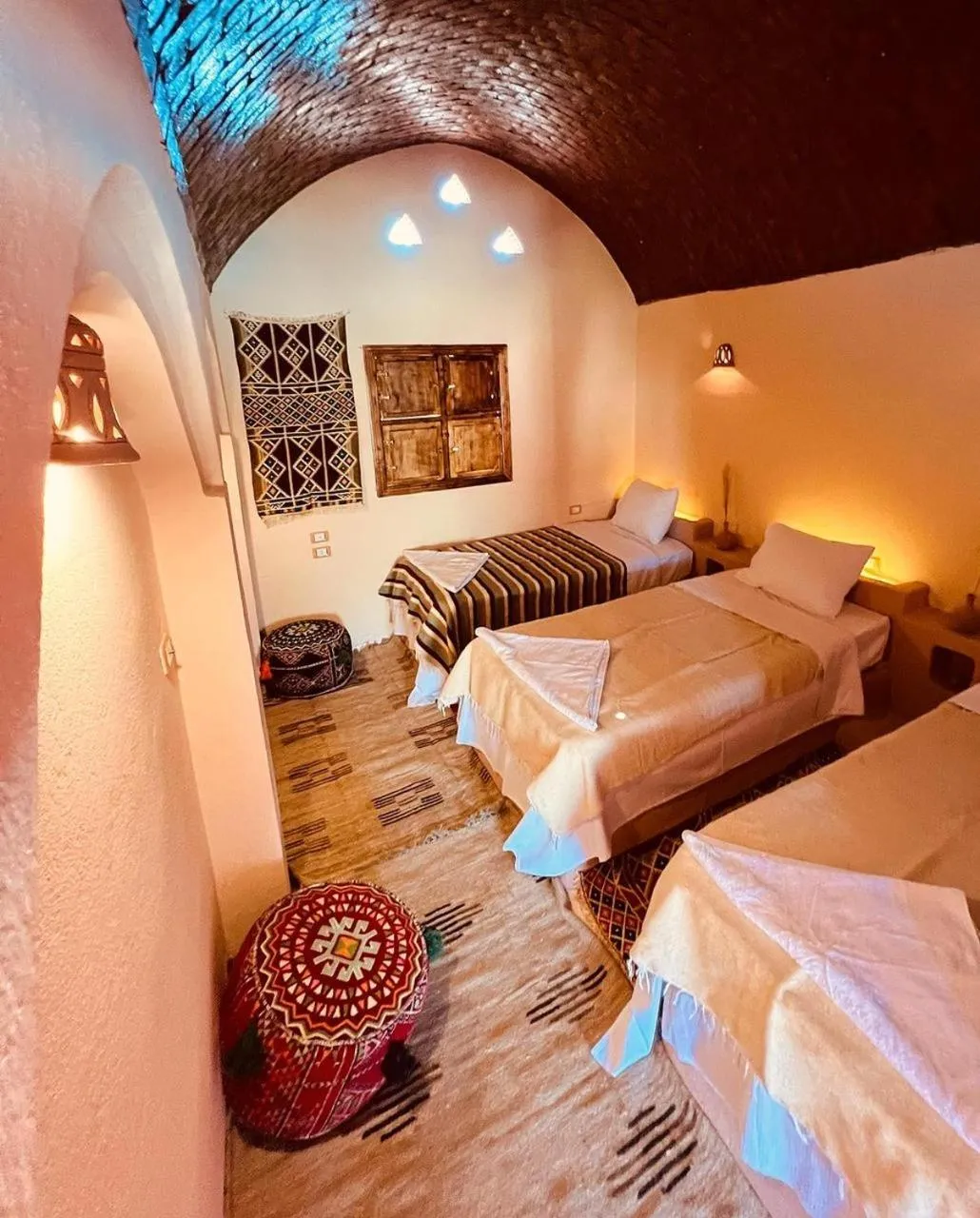 Photo of the whole room, Bed in Aghurmi Siwa Ecolodge & Salt Cave
