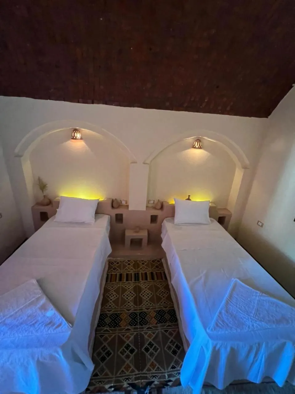 Photo of the whole room, Bed in Aghurmi Siwa Ecolodge & Salt Cave