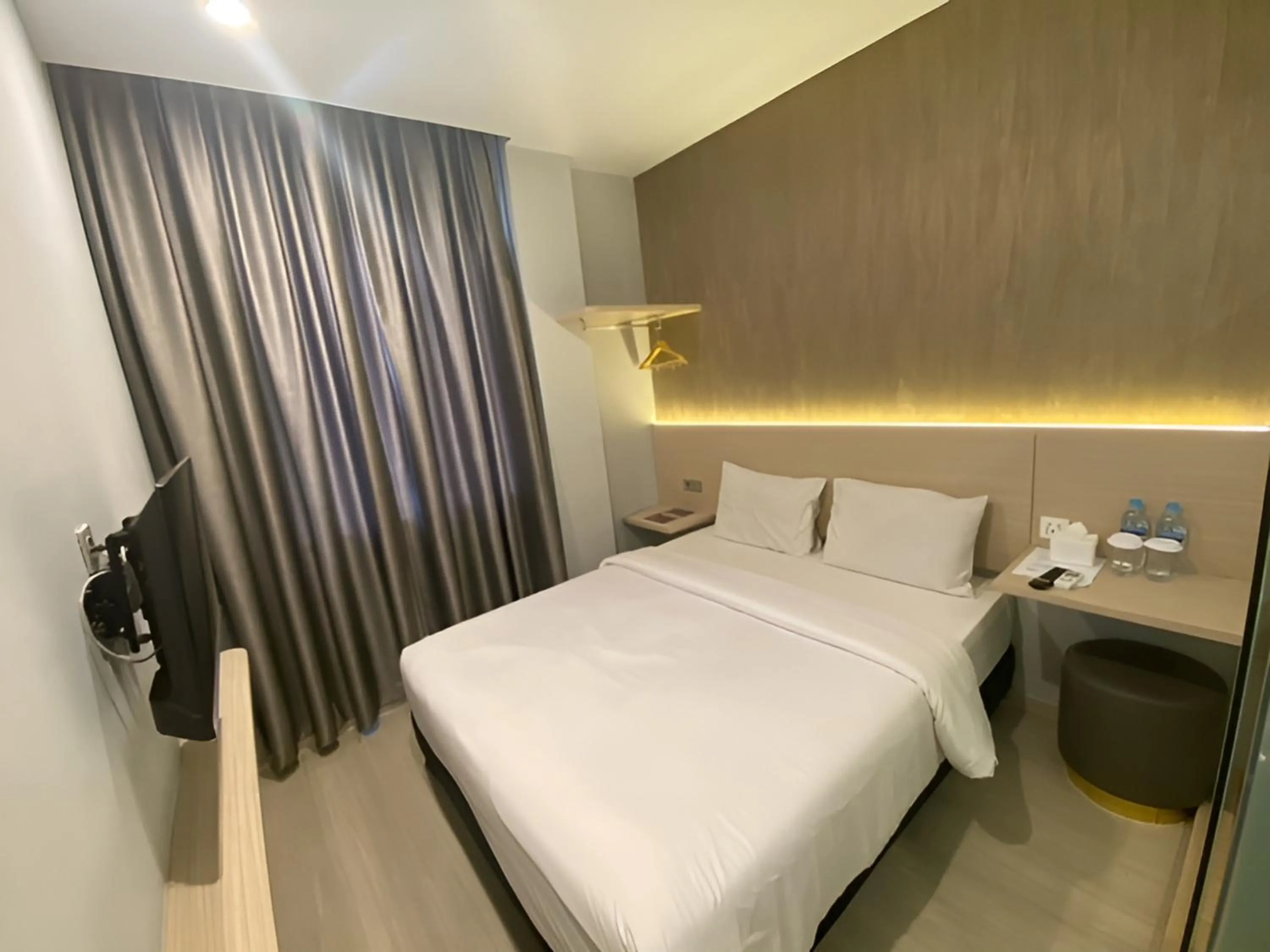 Bedroom, Bed in Swasana Hotel Medan