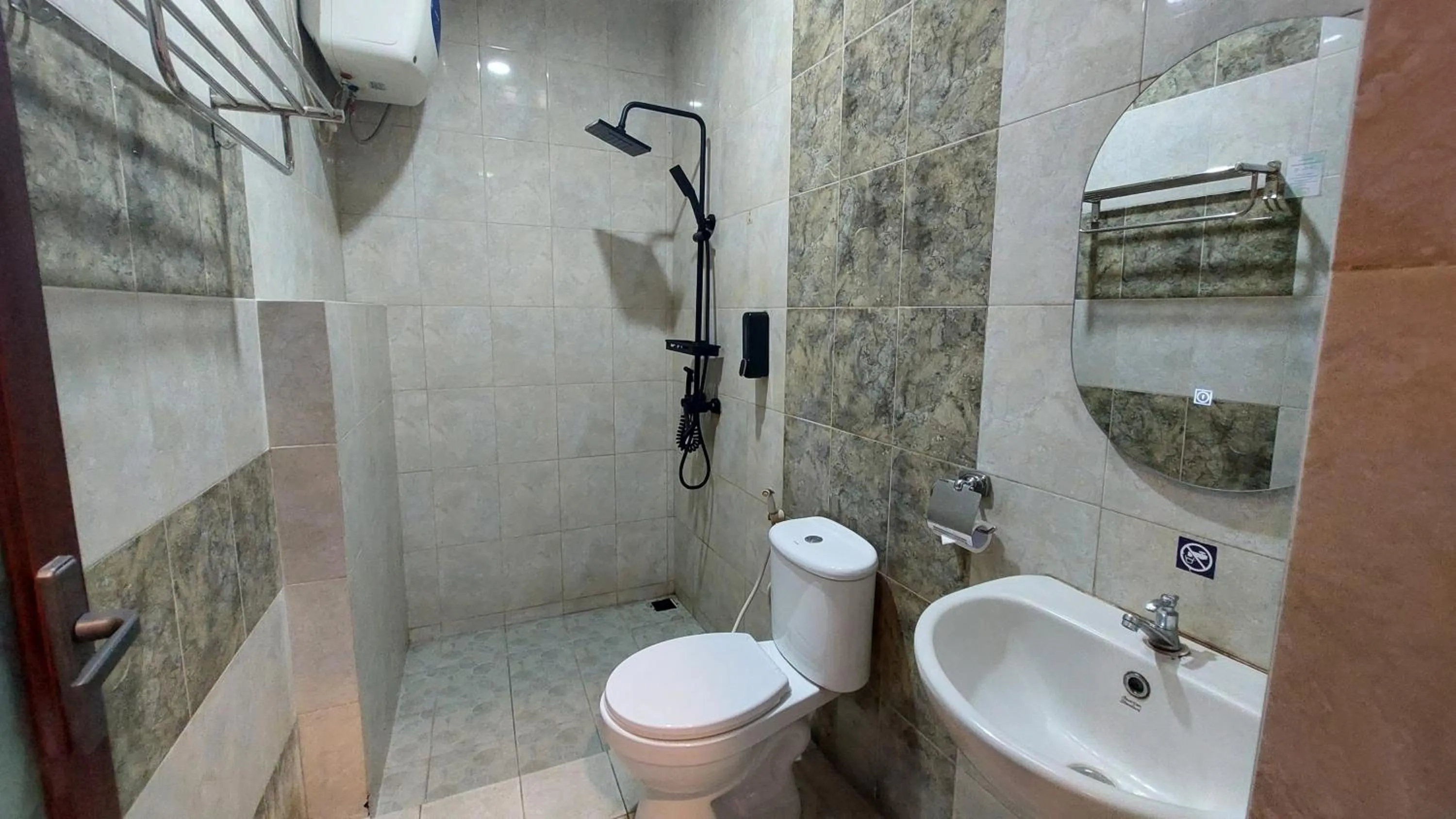 Bathroom in Riche Heritage Hotel