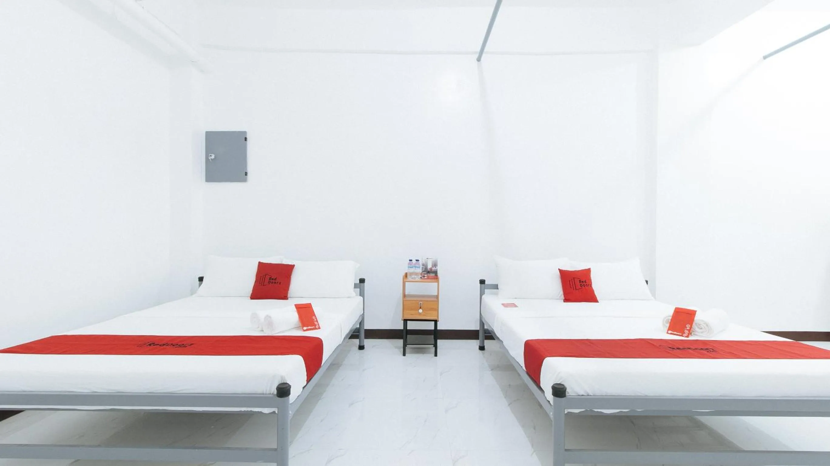 Bed in RedDoorz @ Catalina Pension House