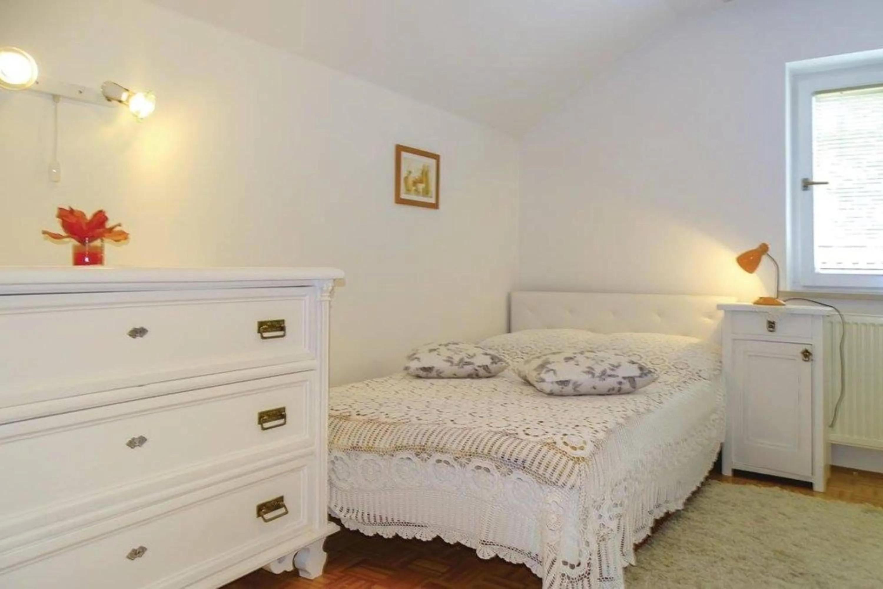 Bedroom, Bed in Villa Cujez With Sauna And Pool - Happy Rentals