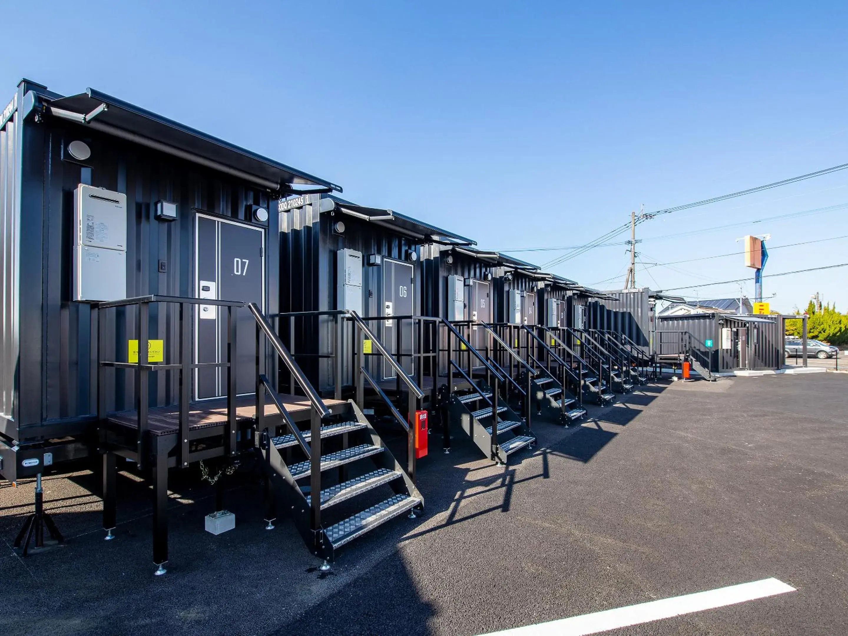 Property building in HOTEL R9 The Yard Isa Property building in HOTEL R9 The Yard Isa