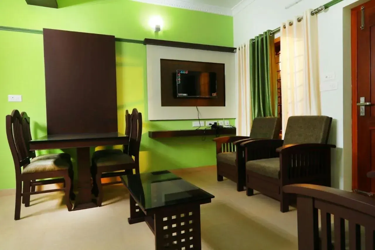 Economy Double Room in SHALOM RESIDENCY Economy Double Room in SHALOM RESIDENCY