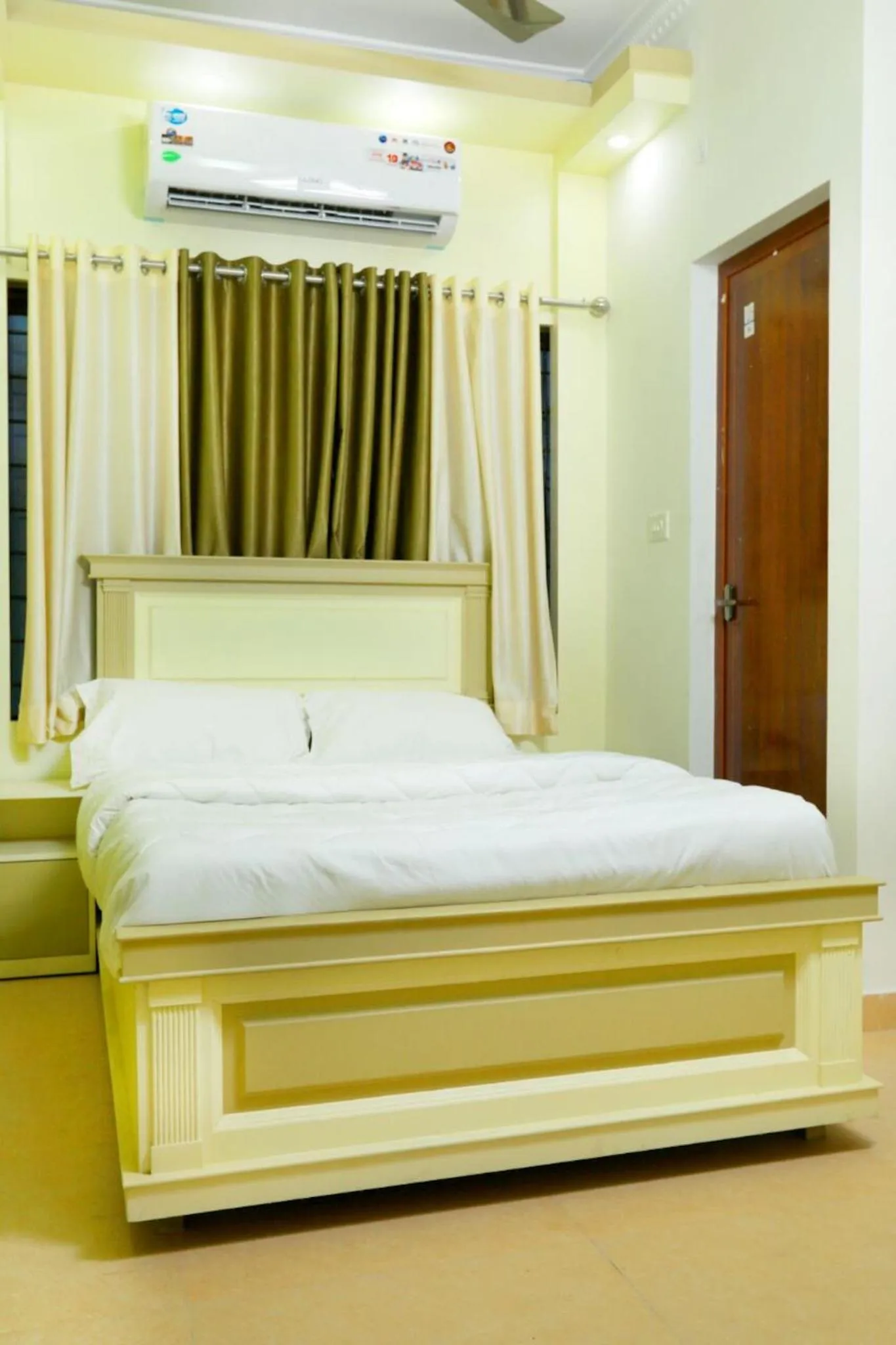Bed in SHALOM RESIDENCY
