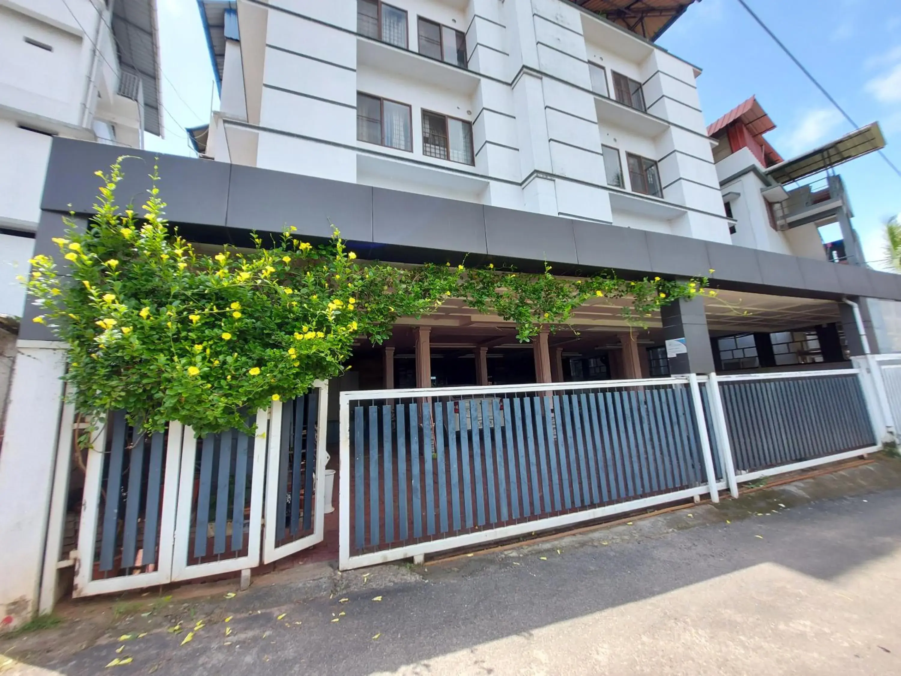 SHALOM RESIDENCY SHALOM RESIDENCY