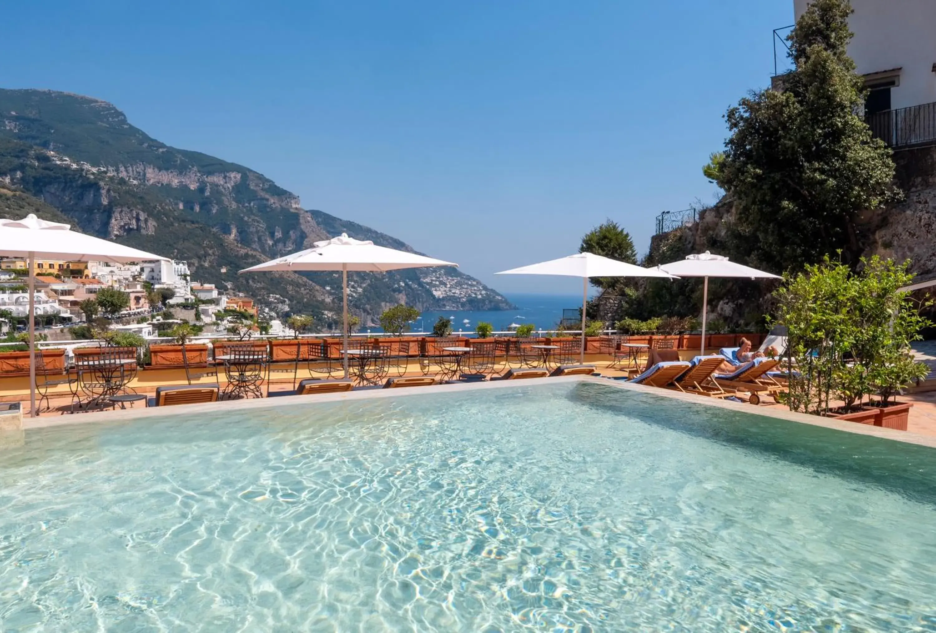 Swimming pool in Hotel Posa Posa Swimming pool in Hotel Posa Posa