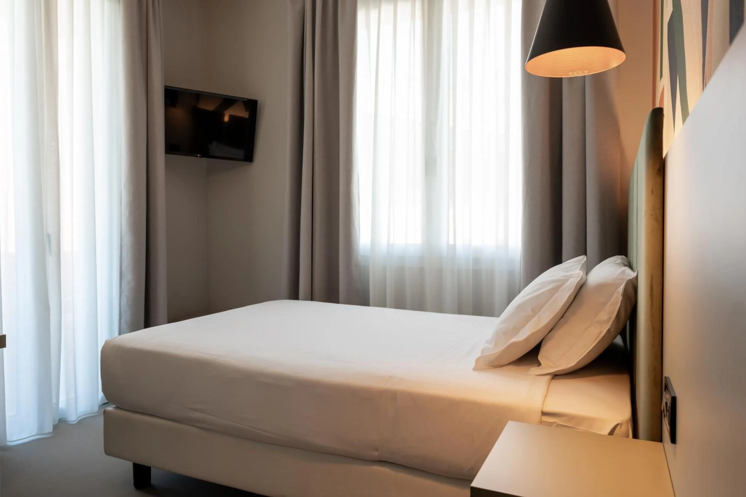 Bedroom, Bed in Elite Hotel & Spa