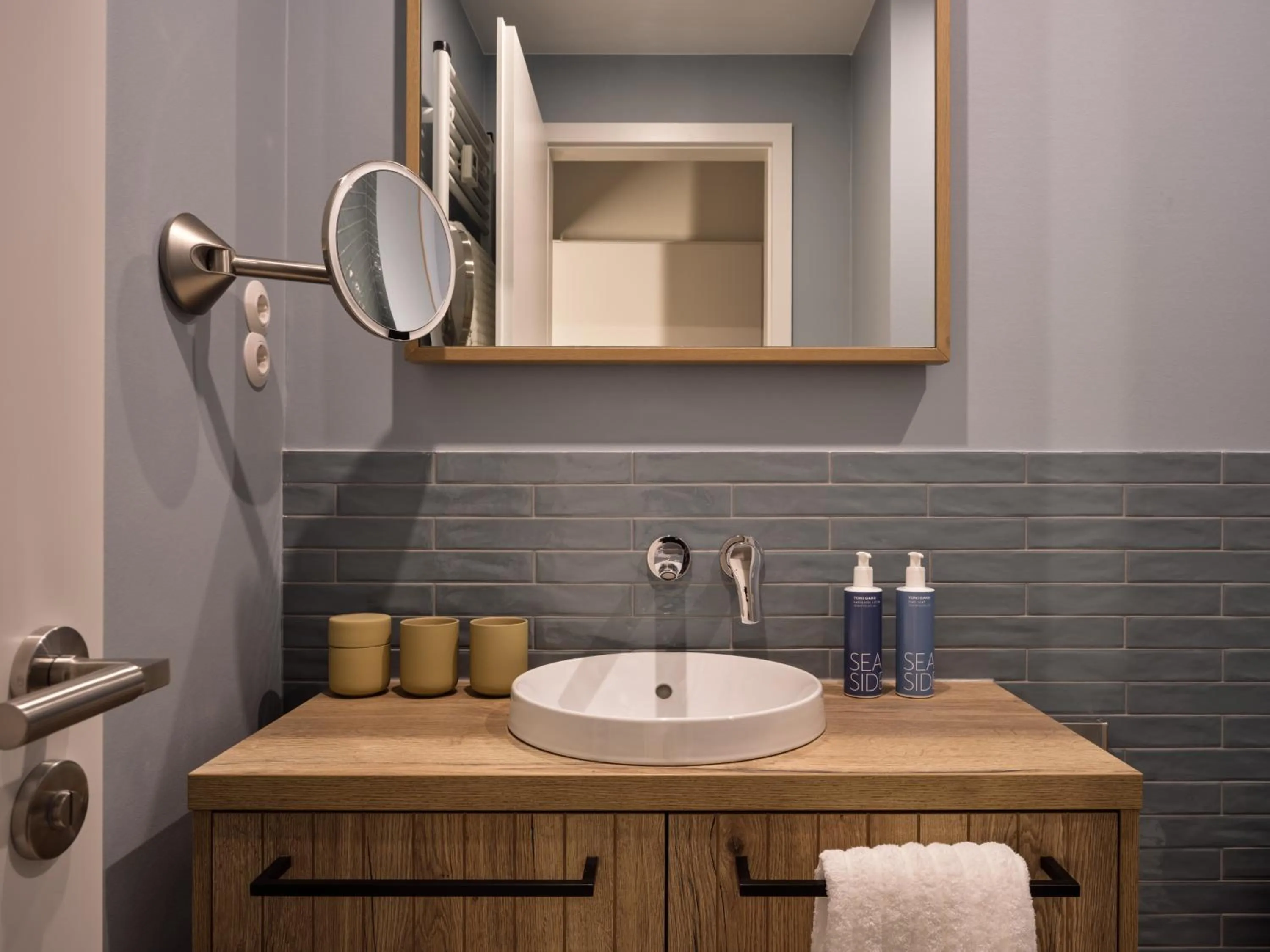 Bathroom in the breeze