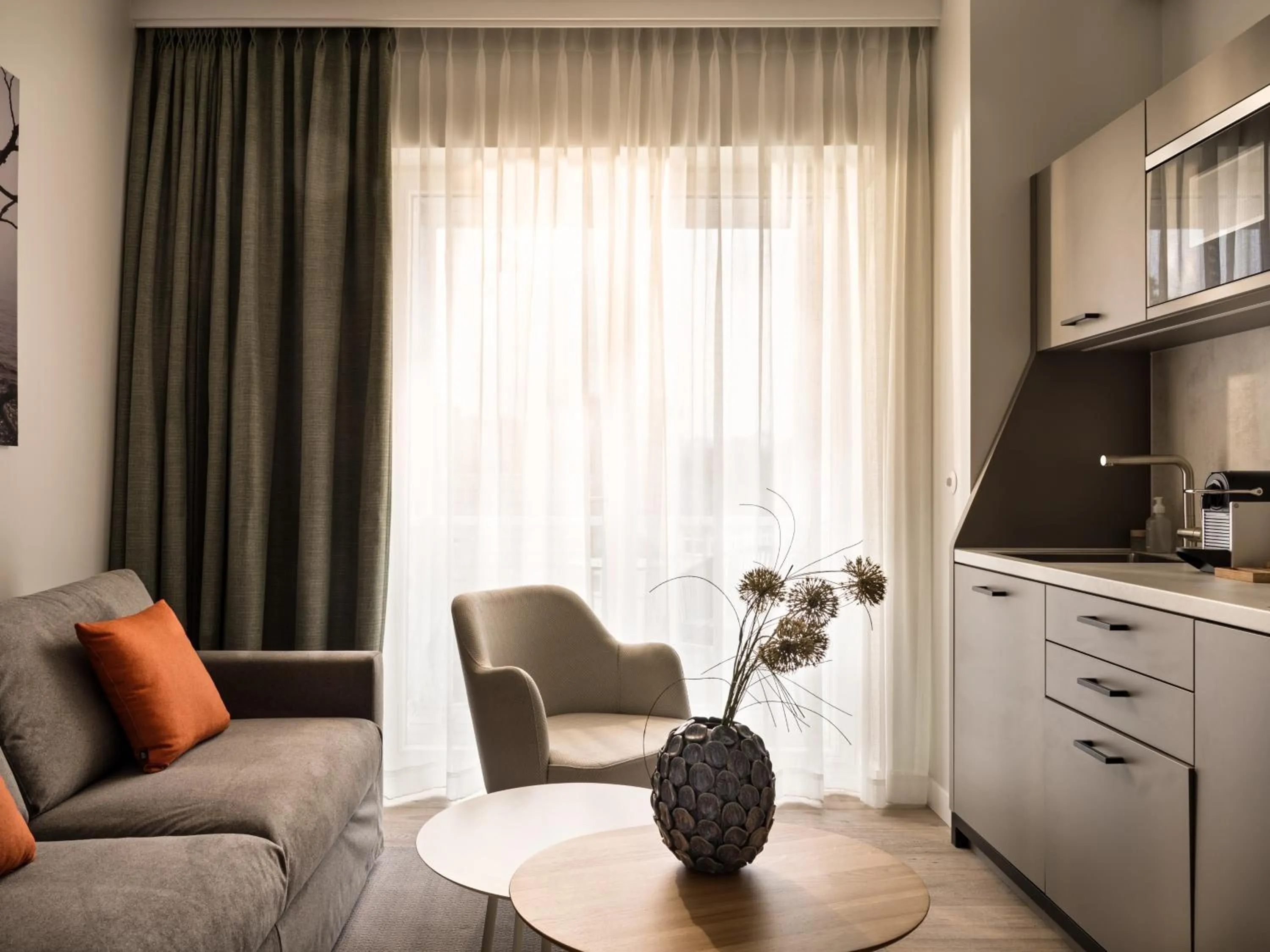 Kitchen or kitchenette in the breeze