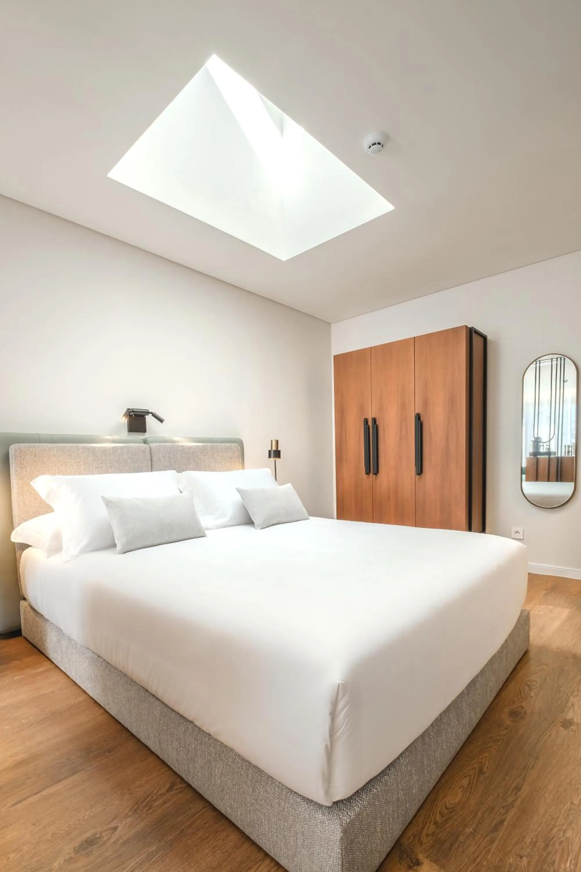 Bedroom, Bed in MouraSuites Hotel