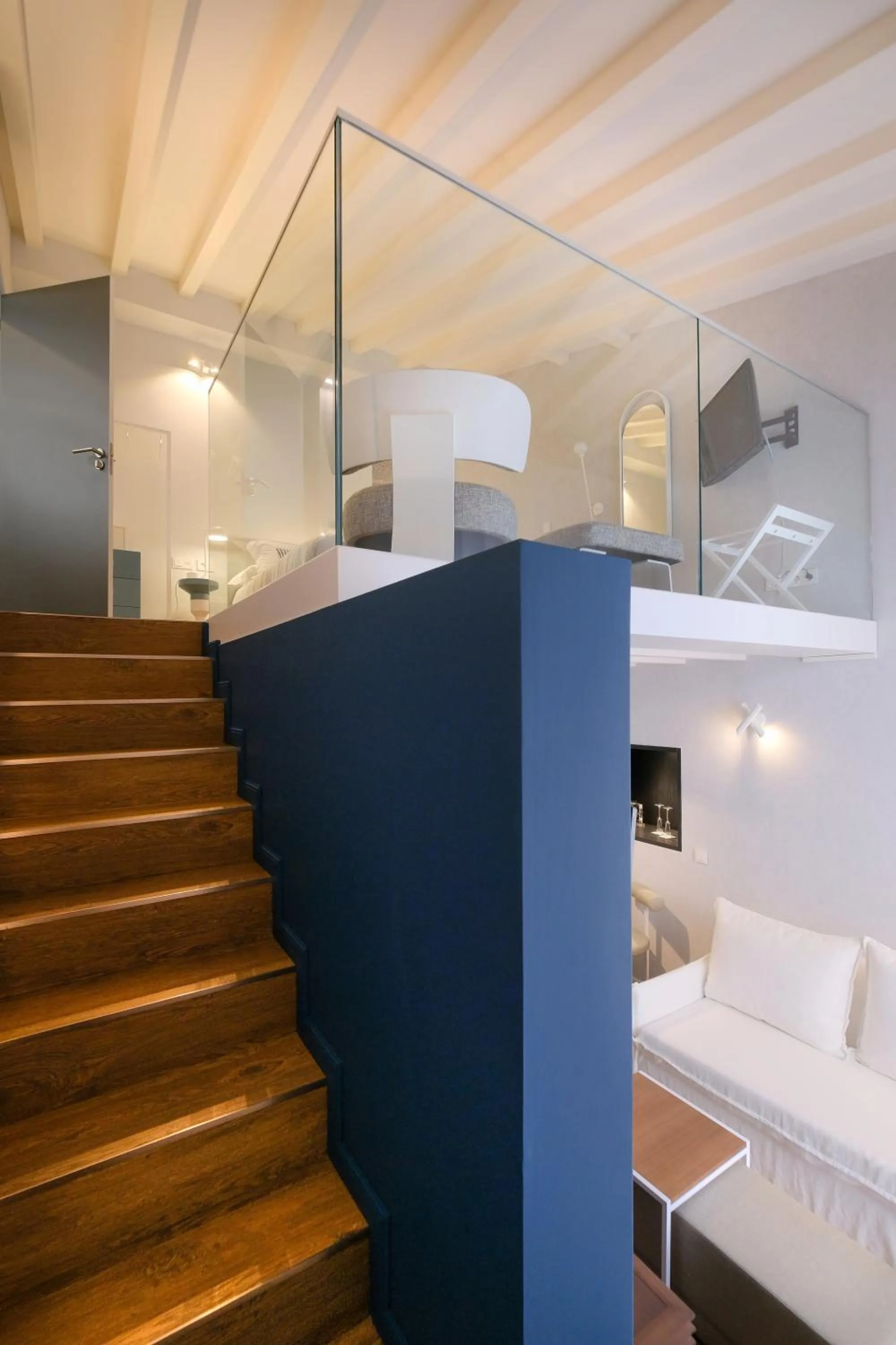 Bedroom in MouraSuites Hotel