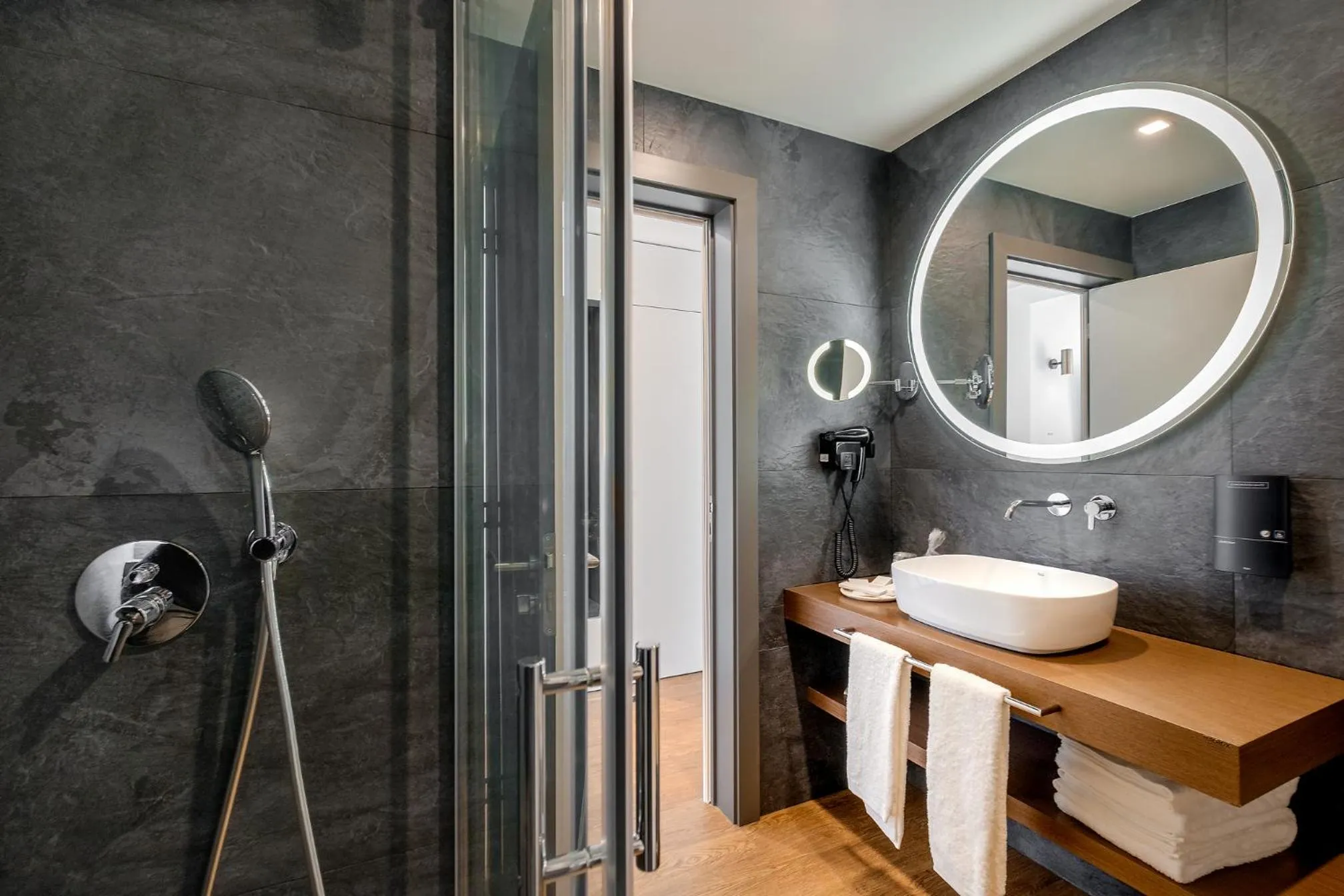 Bathroom in MouraSuites Hotel