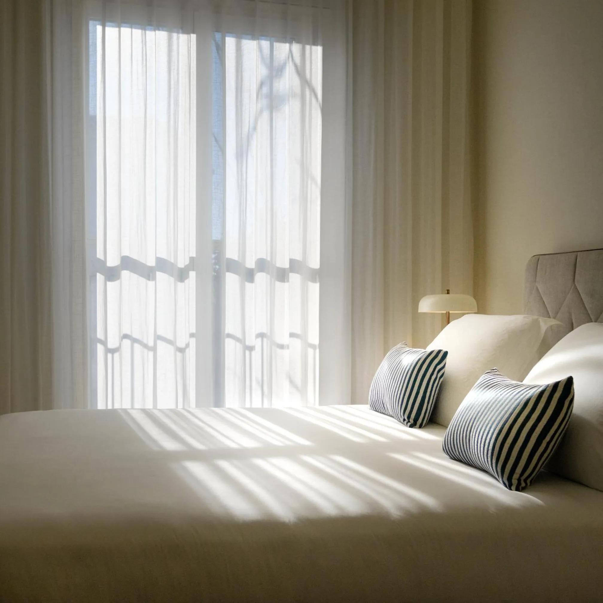 Bedroom, Bed in MouraSuites Hotel