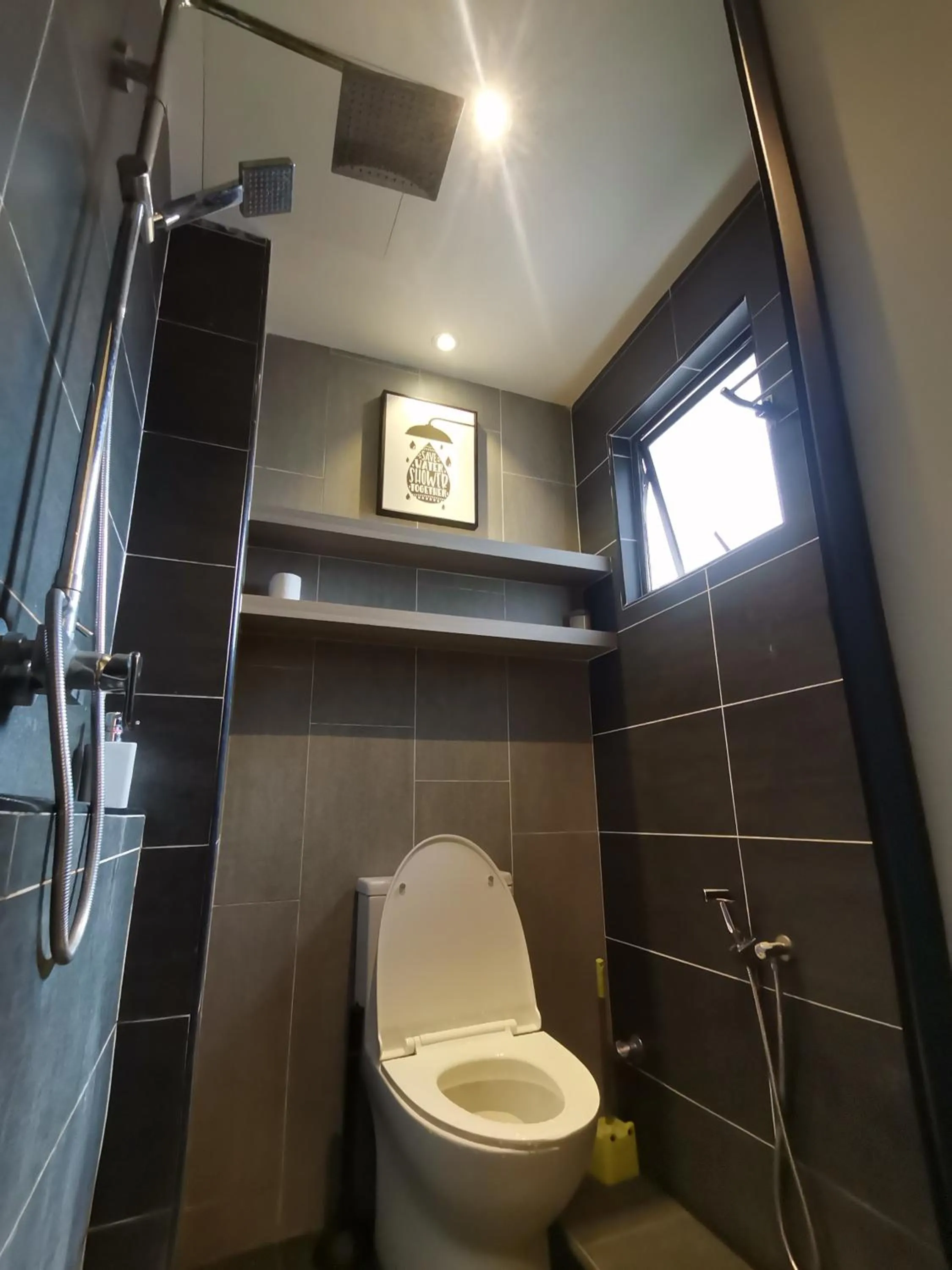 Bathroom in Pax6+2 Melaka Famous Homestay Klebang Homefeel