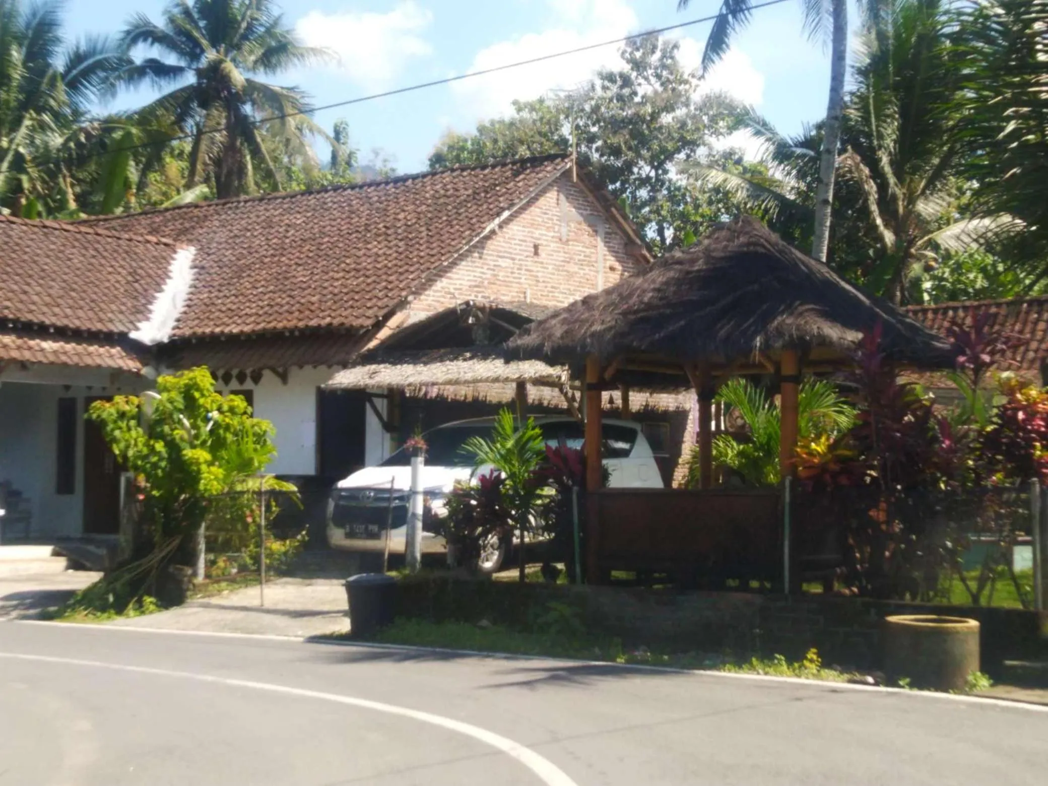 Spring in Penginapan Homestay Mudiyono Syari'ah