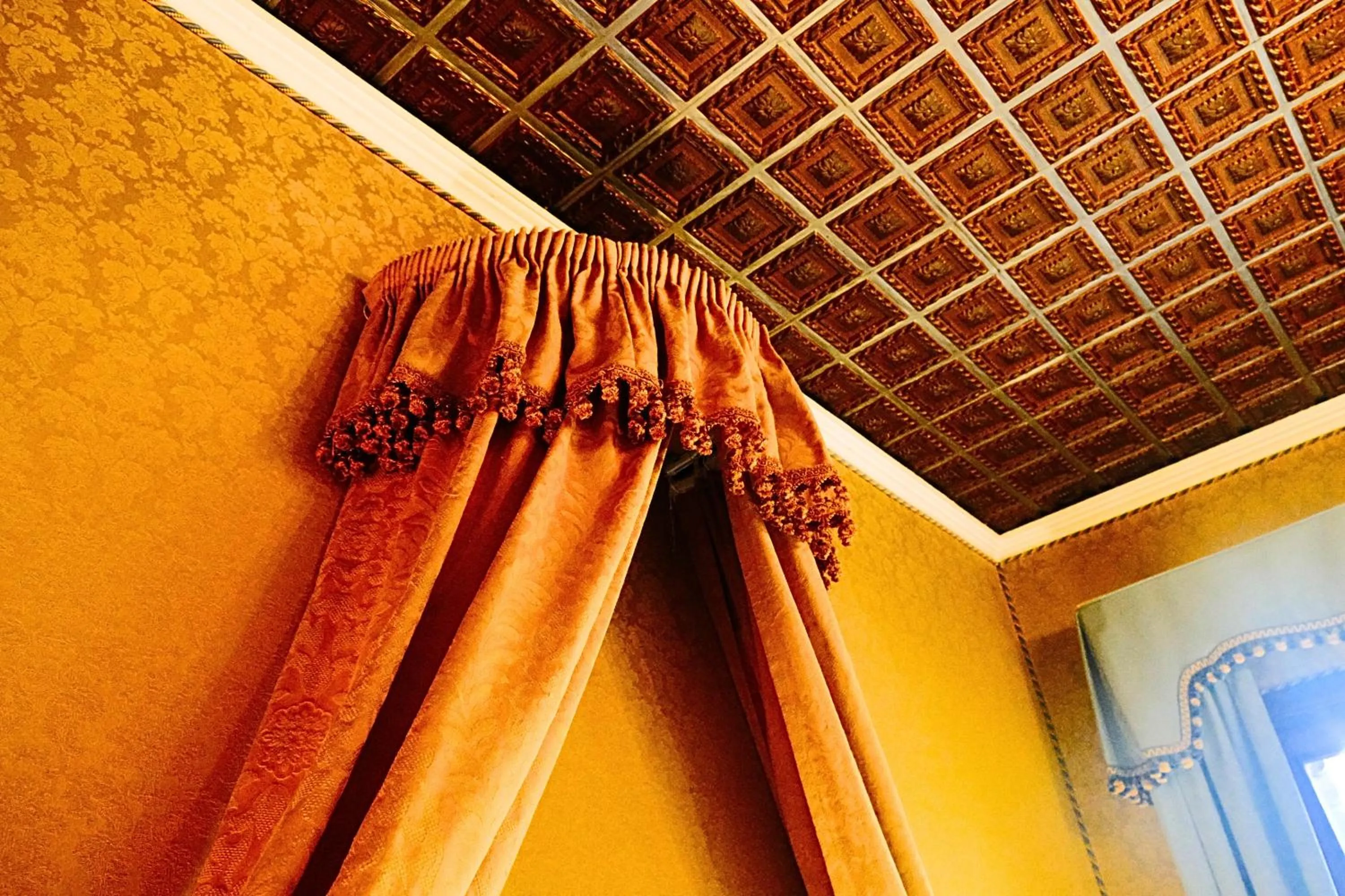 Decorative detail in H O T E L S A N G A L L O l