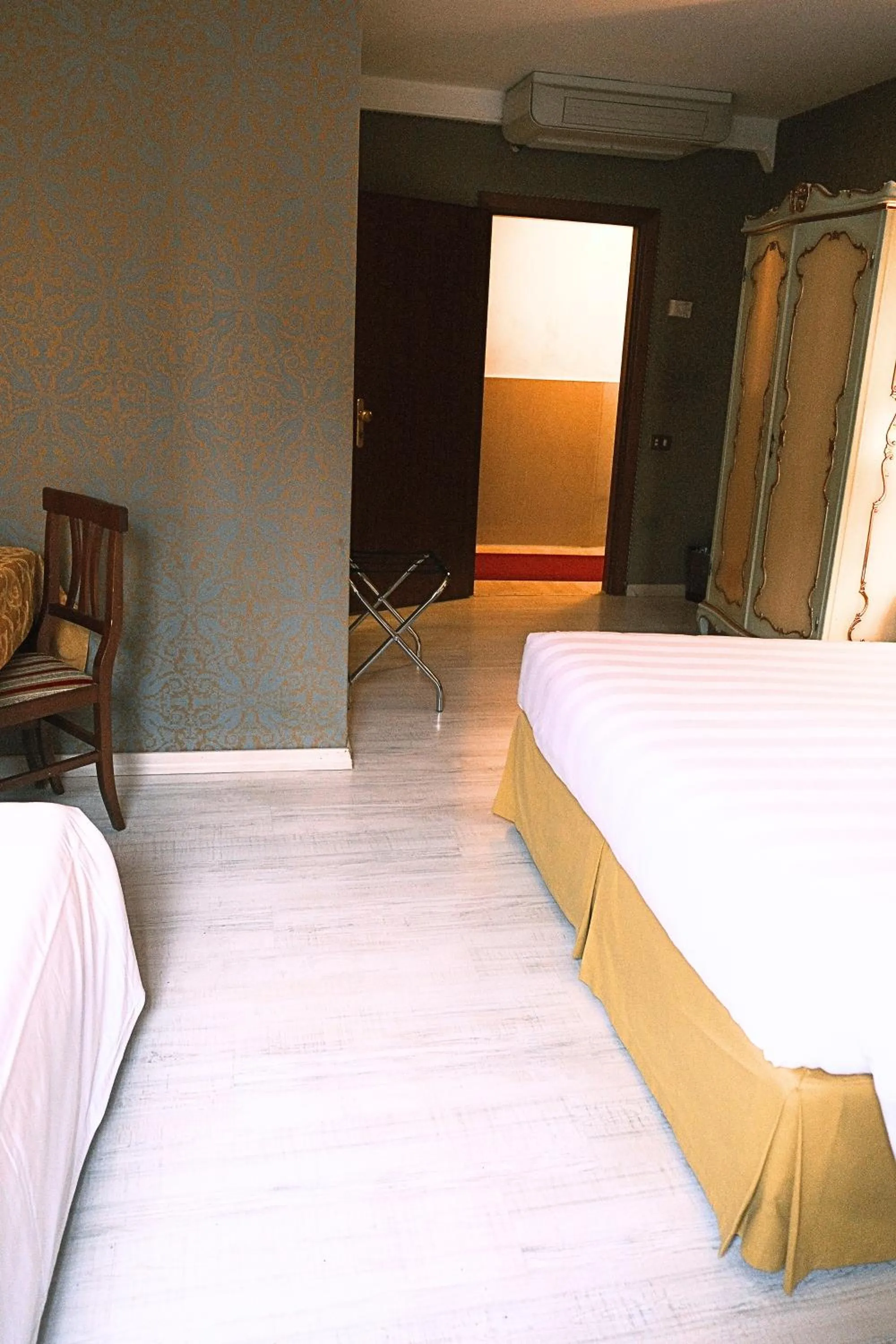 Photo of the whole room, Bed in H O T E L S A N G A L L O l