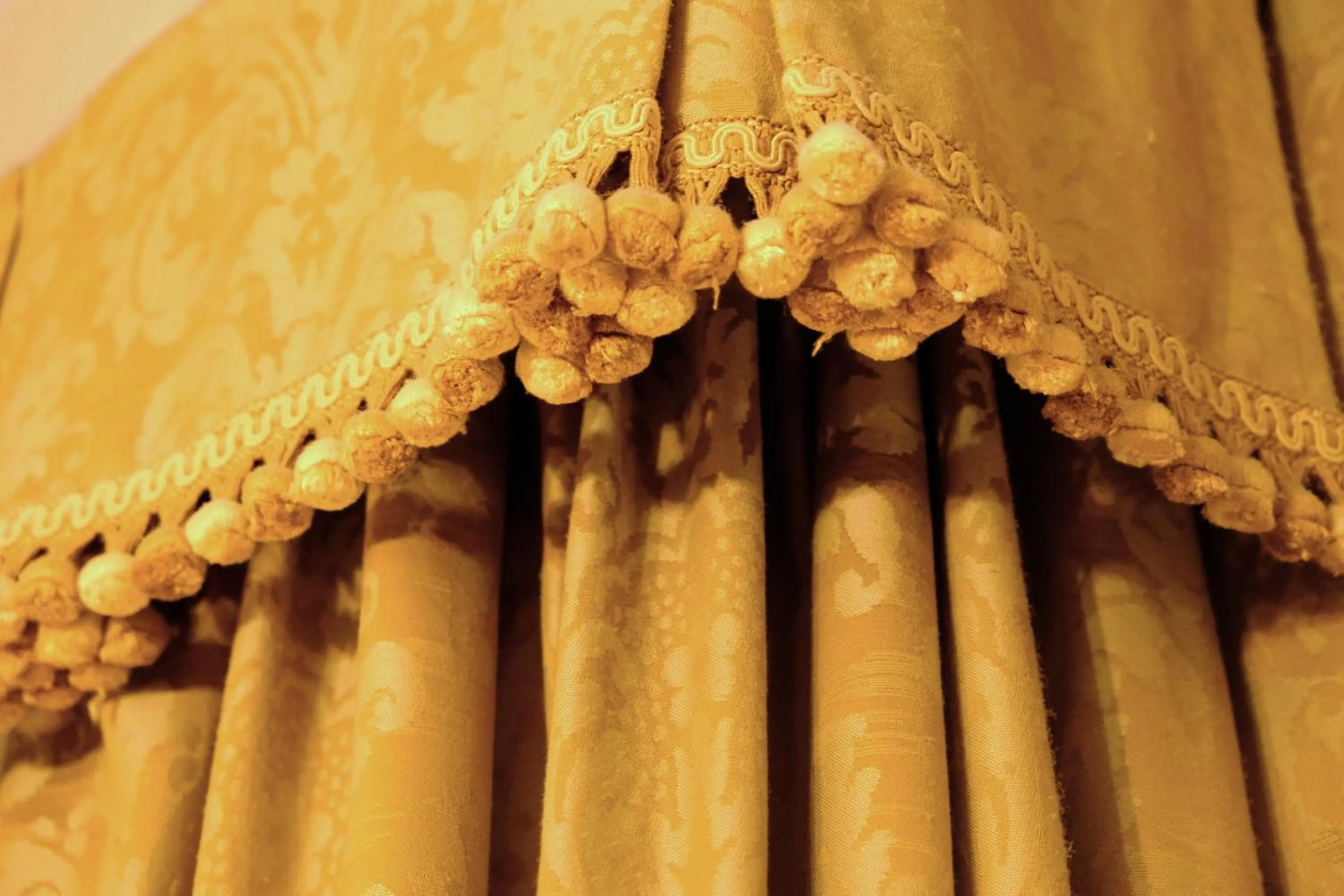 Decorative detail in H O T E L S A N G A L L O l