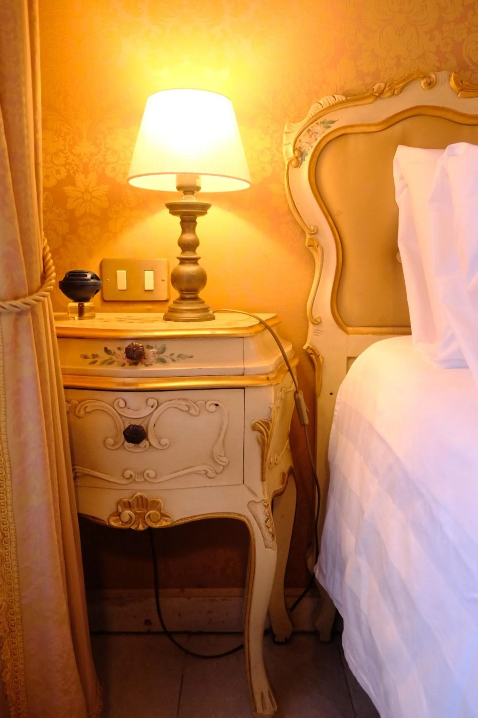 furniture, Bed in H O T E L S A N G A L L O l