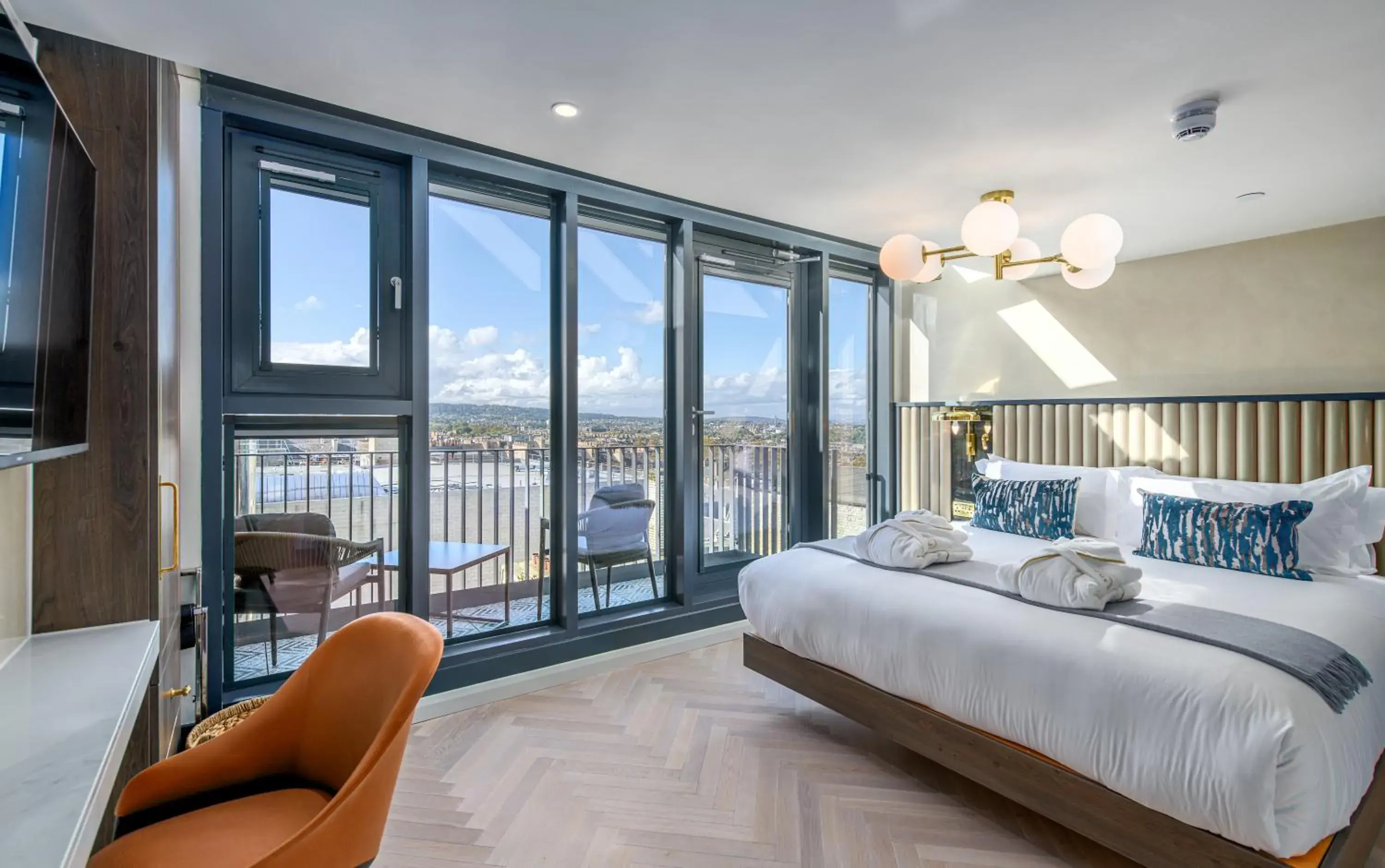 Balcony/Terrace, Bed in RÌGH Residences - George Street Balcony/Terrace, Bed in RÌGH Residences - George Street