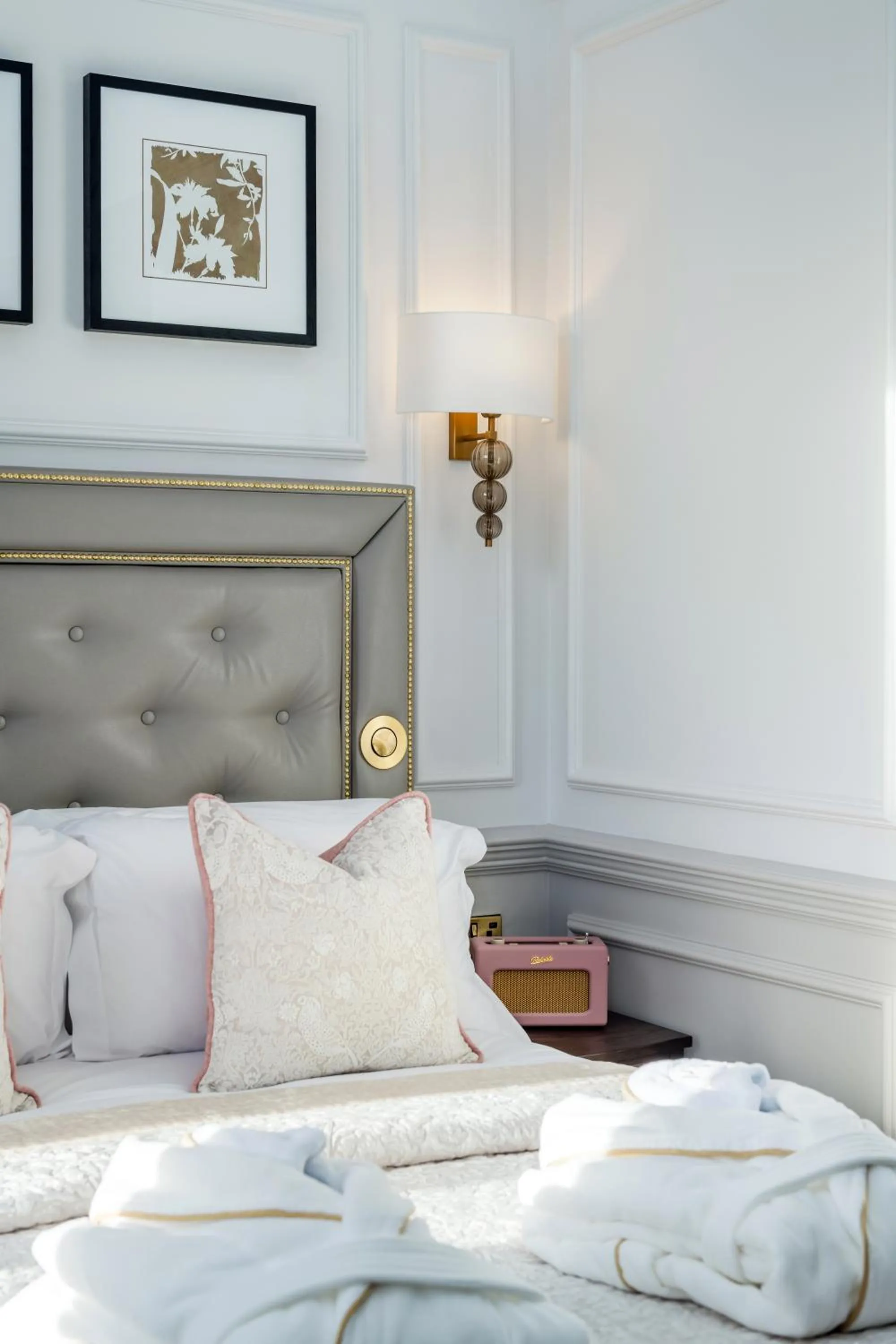 Bedroom, Bed in RÌGH Residences - George Street