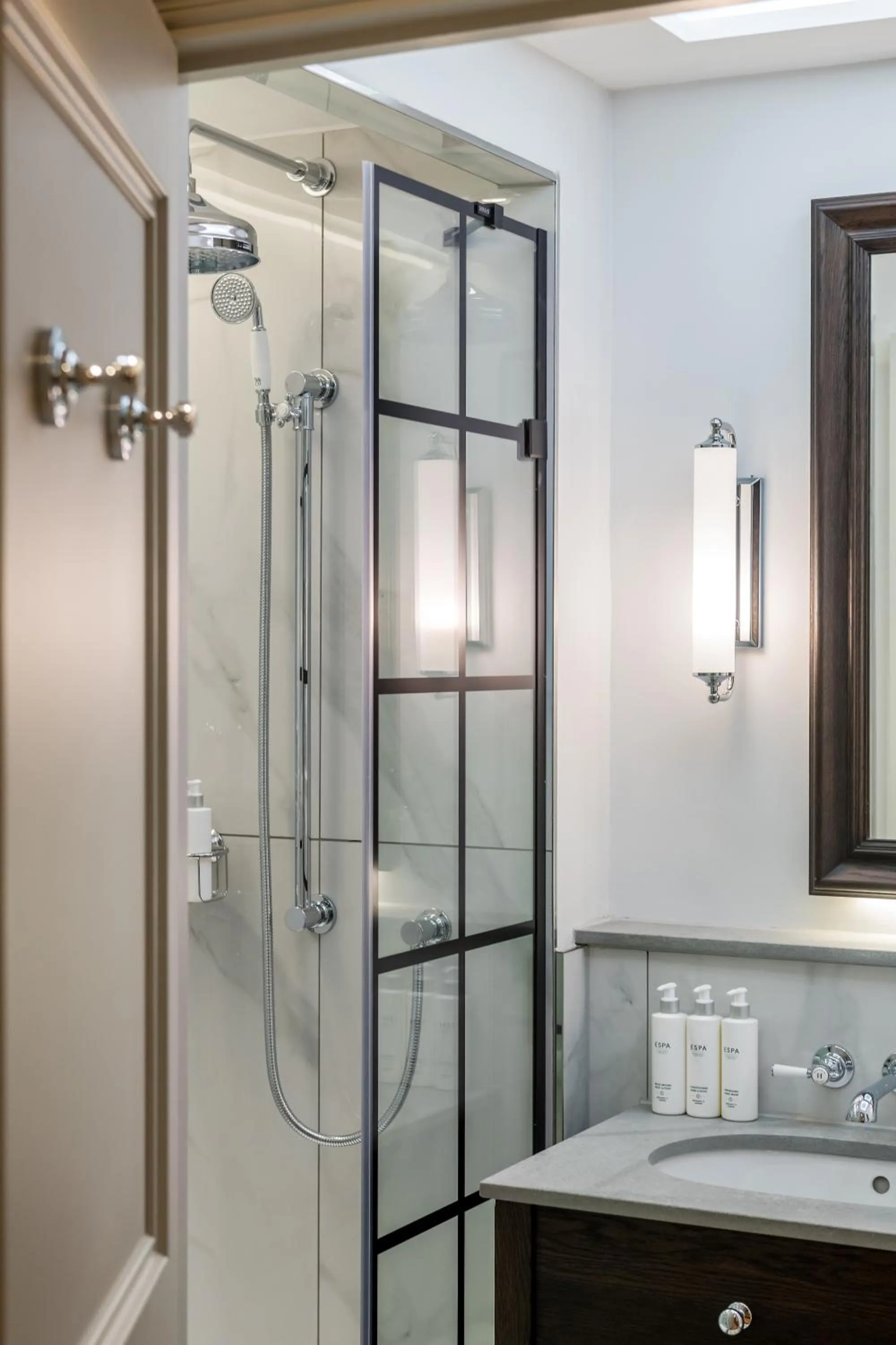 Shower in RÌGH Residences - George Street