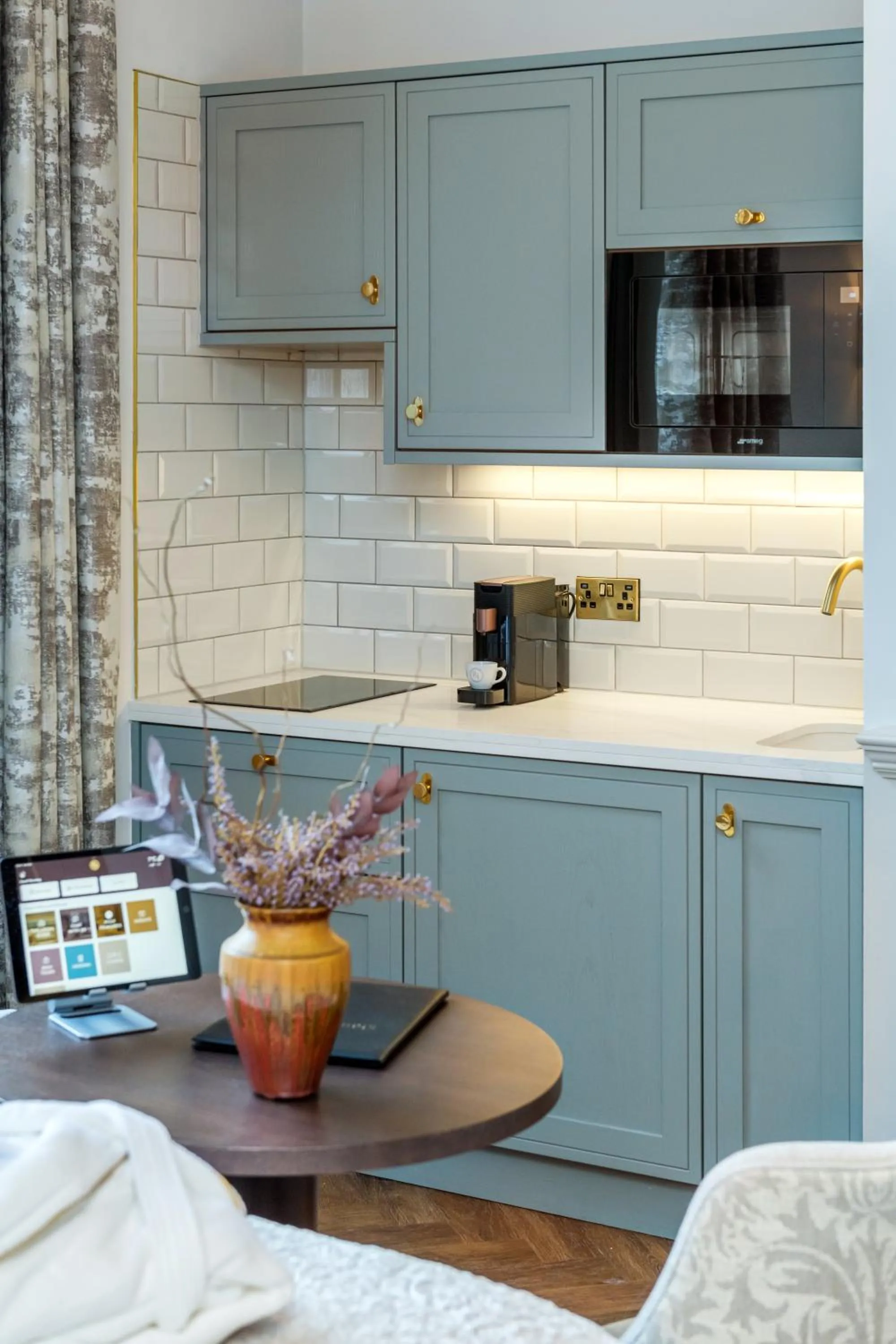 Coffee/tea facilities in RÌGH Residences - George Street