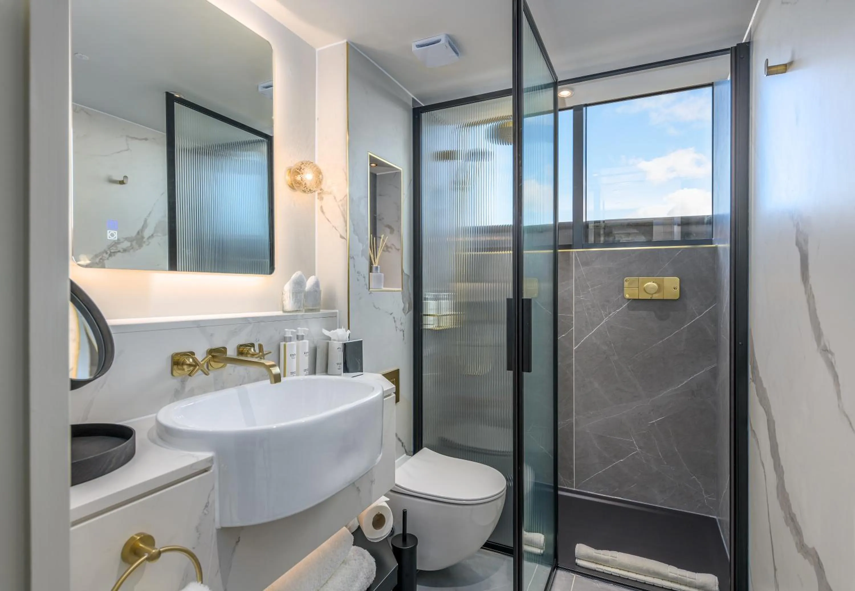 Bathroom in RÌGH Residences - George Street