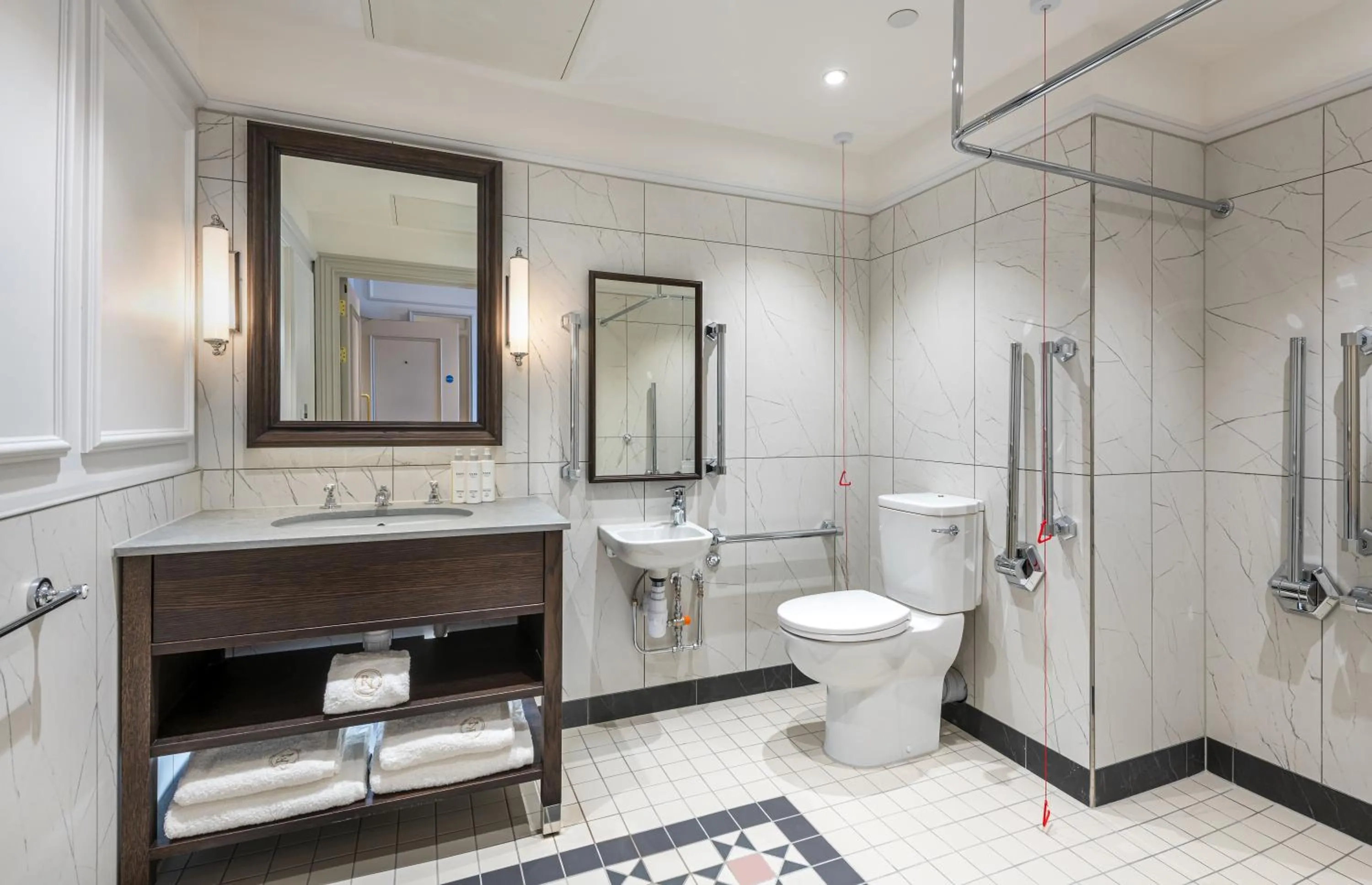 Bathroom in RÌGH Residences - George Street