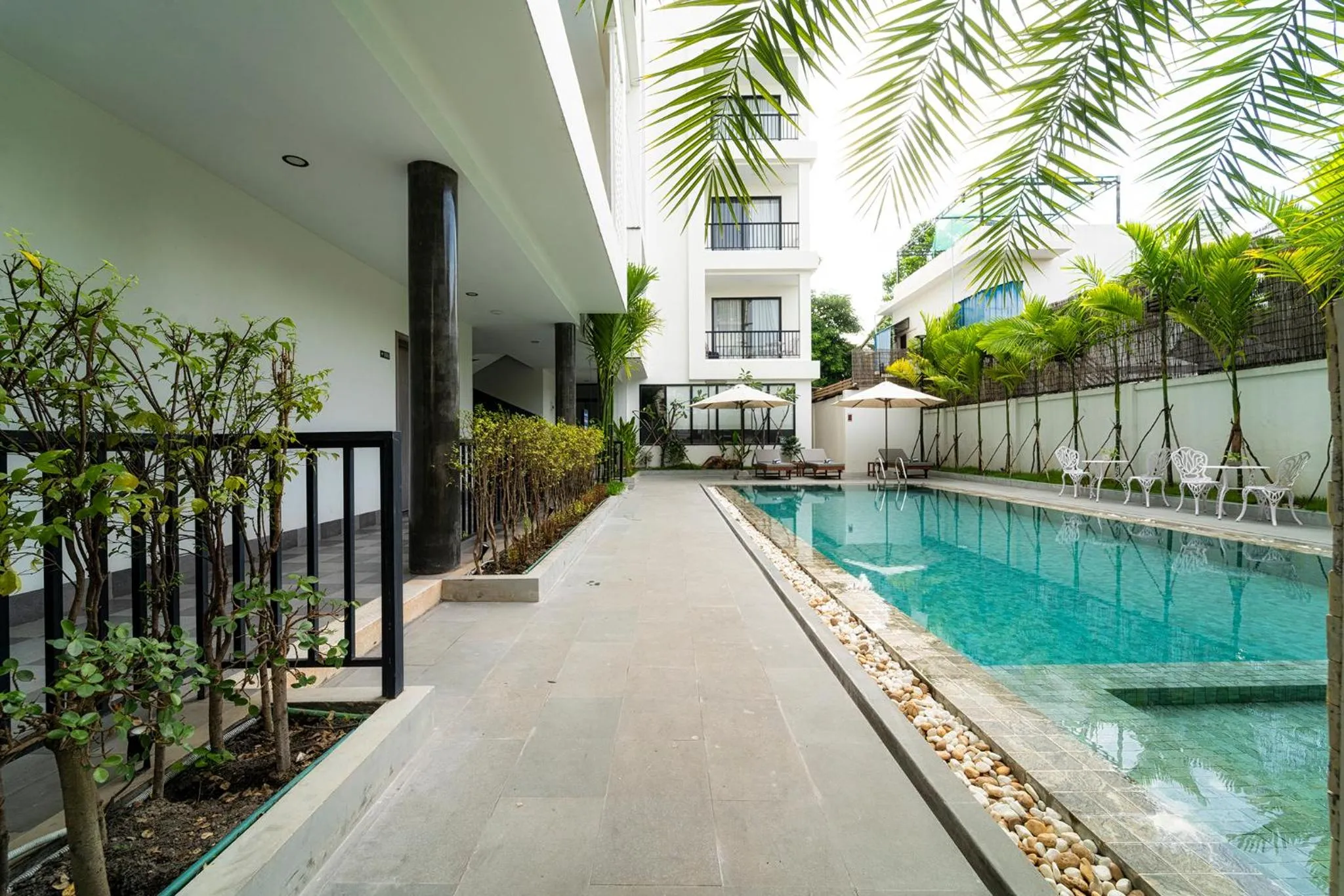 Swimming pool in LH Residence 752