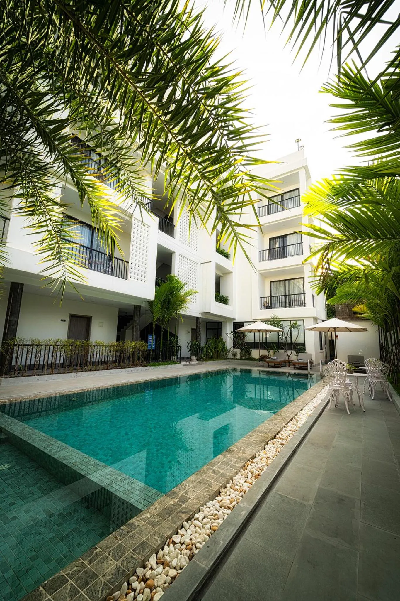 Swimming pool in LH Residence 752