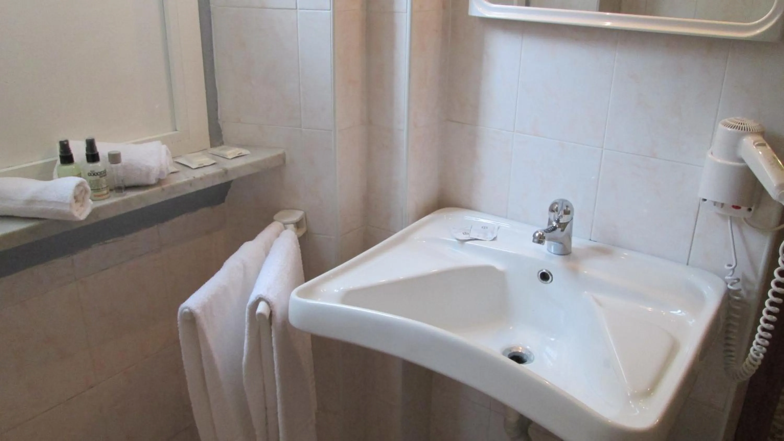 Shower, Bathroom in Ca' Grande