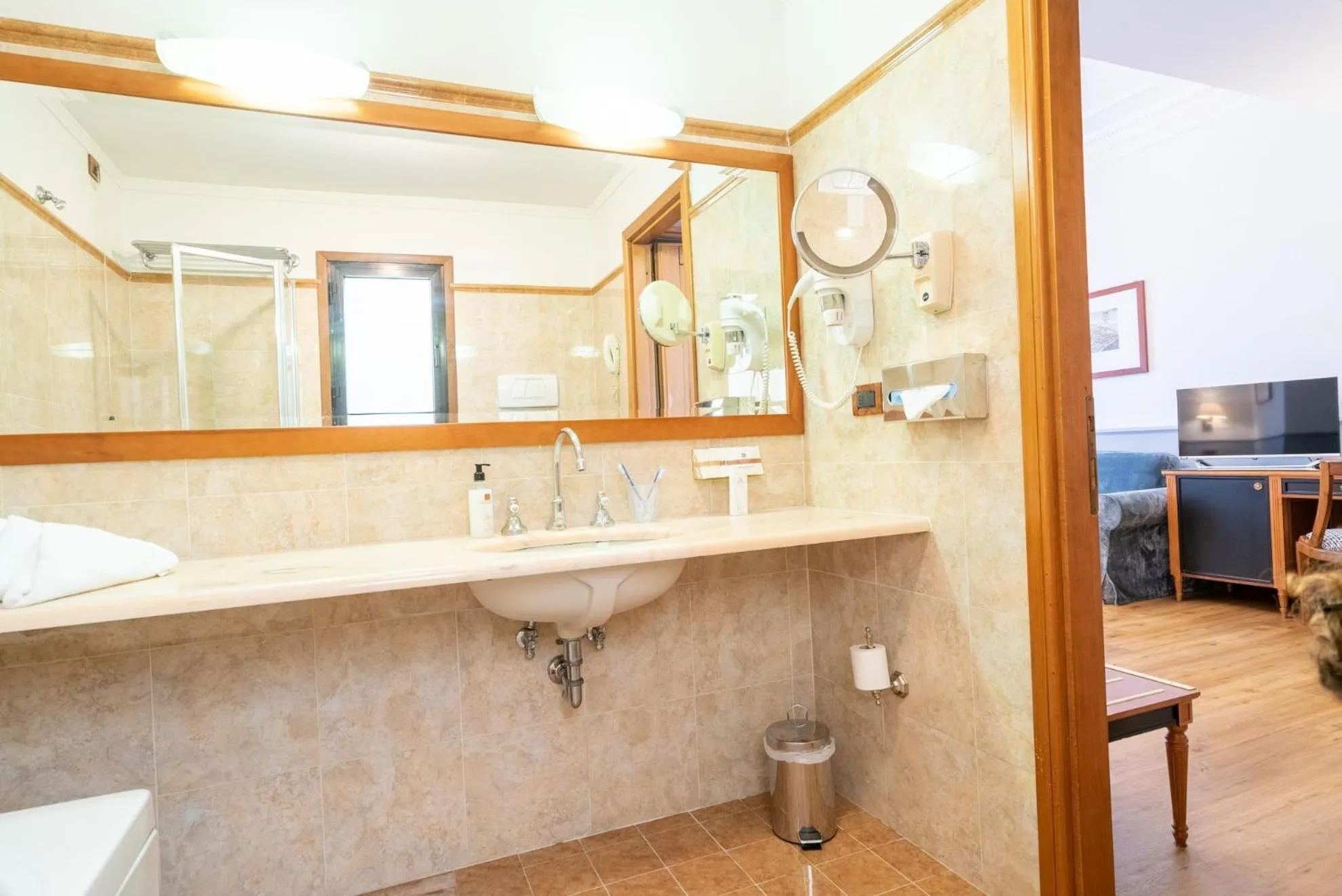 Bathroom in Strozzi Palace Hotel