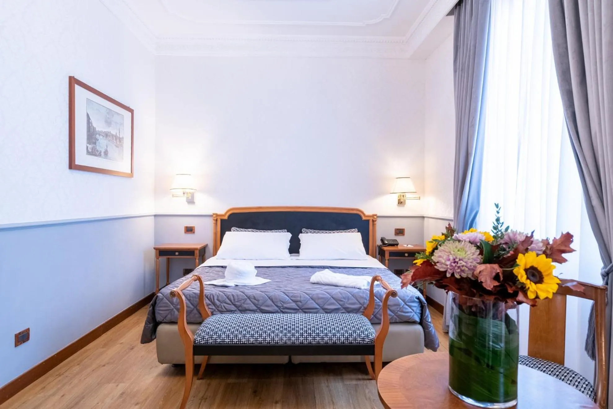 Bed in Strozzi Palace Hotel