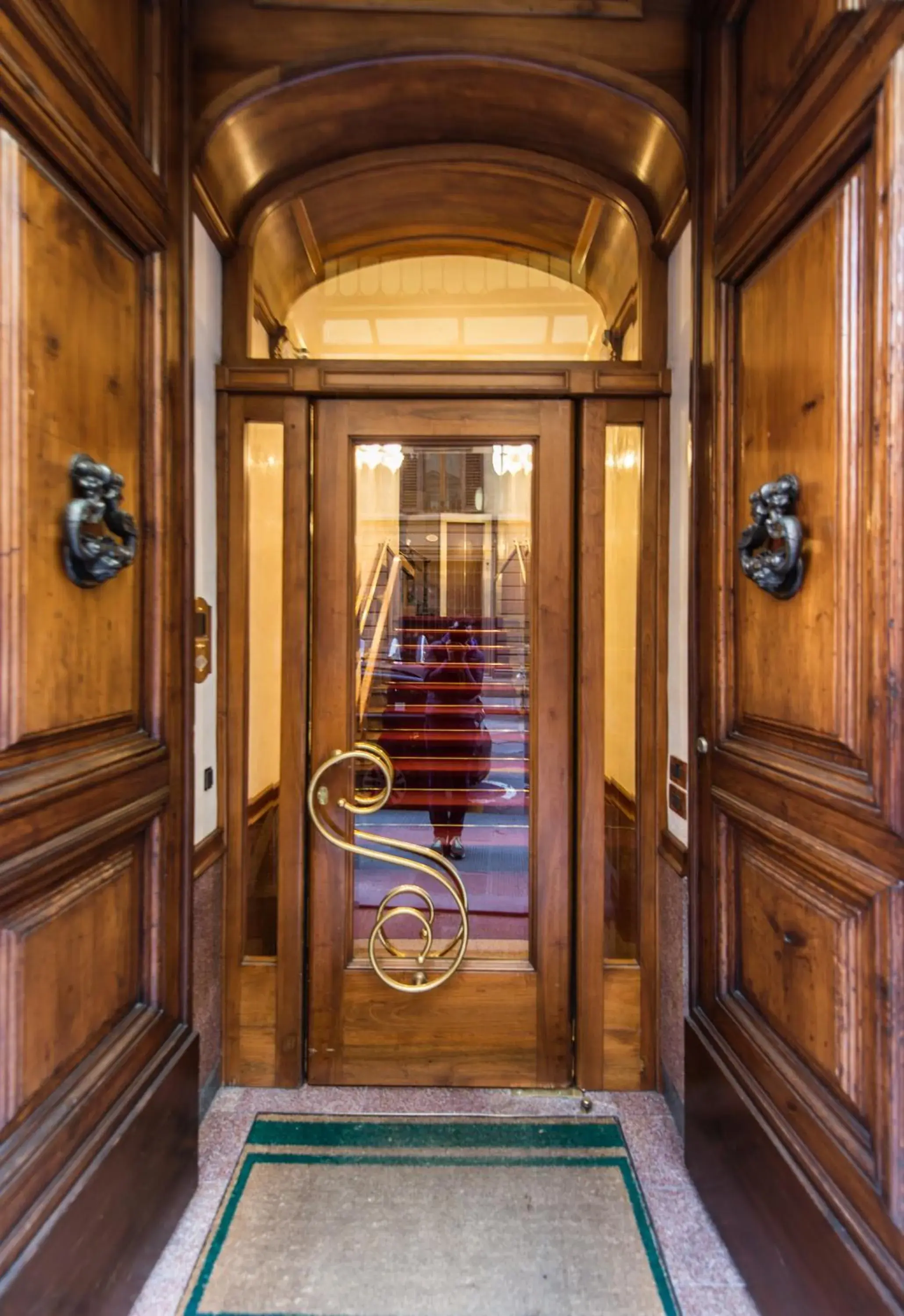 Facade/entrance in Strozzi Palace Hotel Facade/entrance in Strozzi Palace Hotel